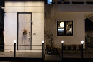 독특한 분위기의 카페 미도리, 대연동 감성 카페를 소개합니다:)