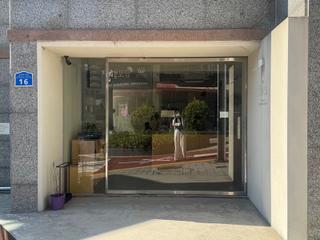 아늑하고 조용한 분위기의 휘낭시에 맛집 '카페 사선'