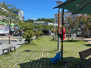 여름 끝자락에 즐길 수 있는 바닥 분수 '송촌어린이공원'