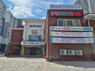 조용히 책과 친해지는 곳 '둥근빛작은도서관'