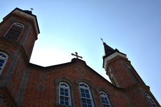 화사한 봄꽃으로 아름다운 합덕성당