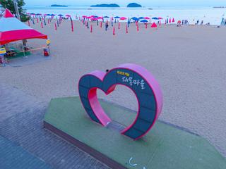 늦여름 찾아간 왜목마을 해수욕장 일몰 드론 풍경