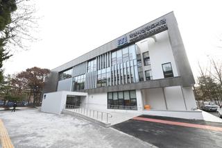 하남시 신장도서관, ‘북스타트 사업’ 공모 선정…“아동은 평생교육 출발점, 어르신은 제2인생 개척”