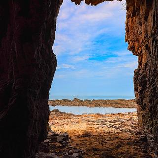 파도리 해수욕장과 파도리 해식 동굴에서 인생 사진 남기는 법!