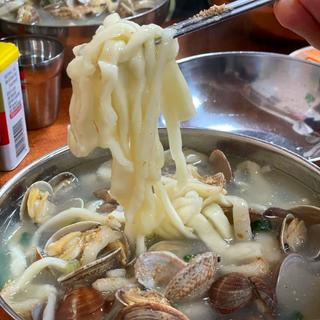 가성비 넘치는 태안 서부시장 맛집 추천