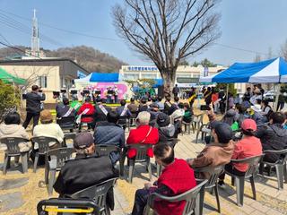 여주 대신면 작은 음악회, 전통시장 살리는 봄날의 장터 잔치