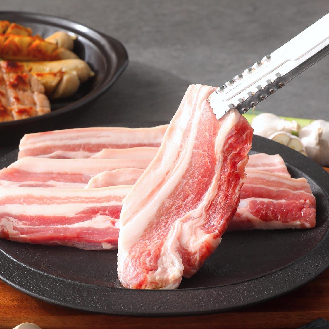 백오겹500g+흑돼지 앞다리살500g+흑돈떡갈비200g+흑돈소세지250g+멜젓소스40g