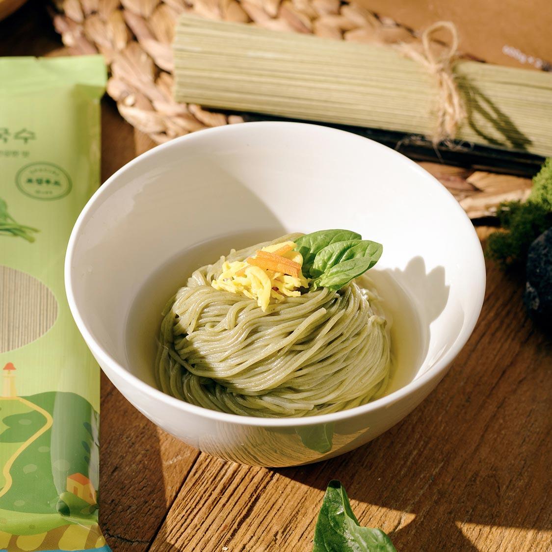 [EVENT] 시금치 국수 밀키트(국수 2팩+육수 2박스) + 국수 1팩 추가 증정