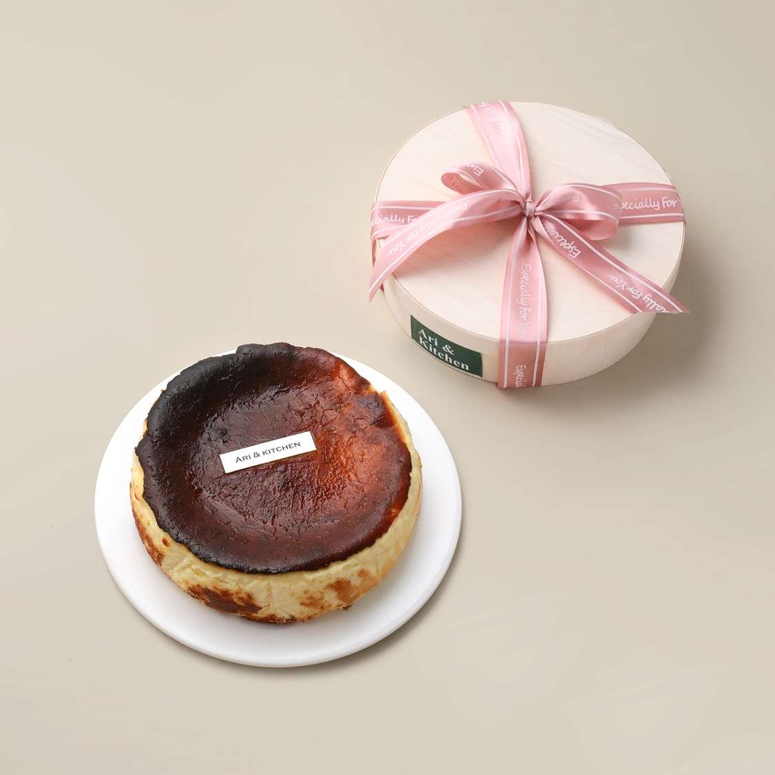 바스크치즈케이크 (450g) + 180g 추가증정