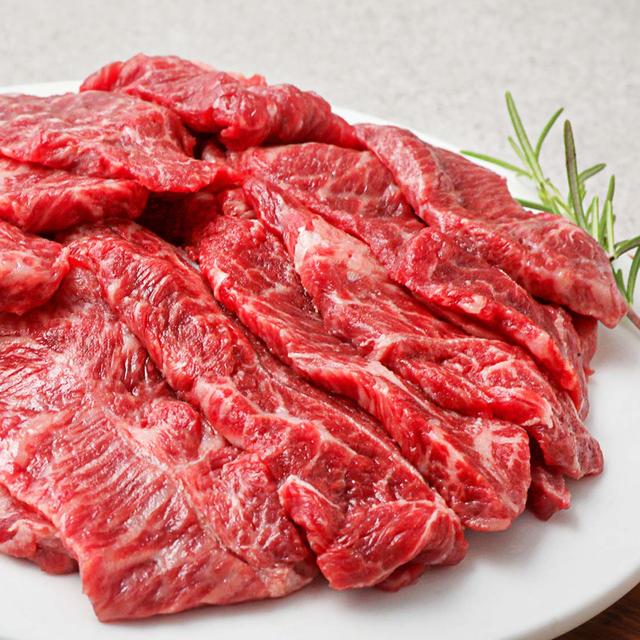 한우 실속구이 400g + 국거리 200g + 곰탕세트 500g*2팩 or 대패삼겹살400g 추가증정