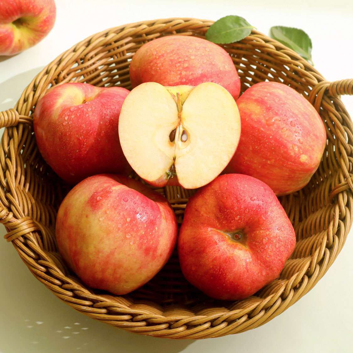 대경사과원예농협]영주사과 3.2kg 선물세트+1kg 추가 증정 (10입내)