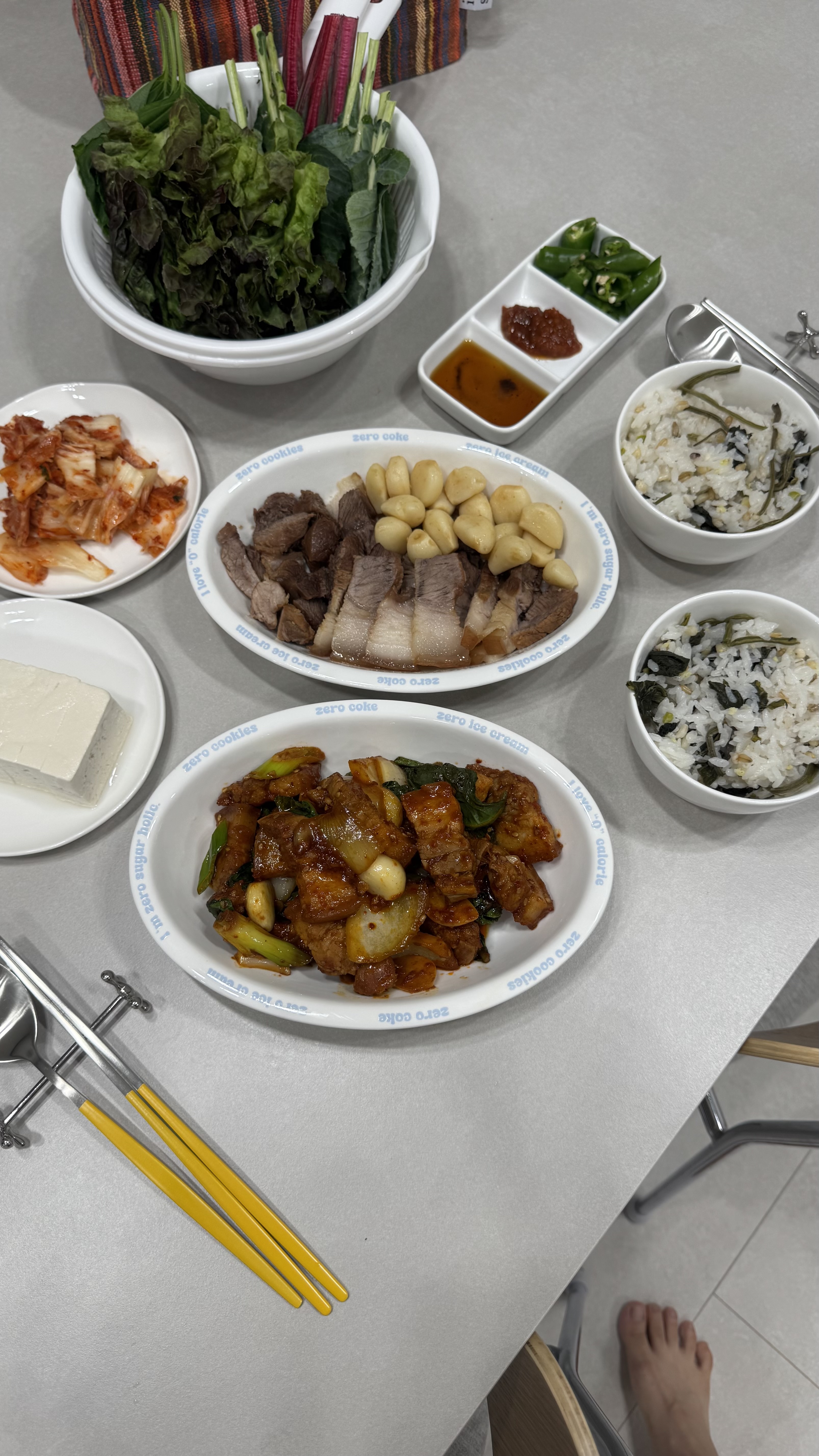 제주양돈농협 삼겹구이용 (500g 2개) + 앞다리 300g 선물 세트-2