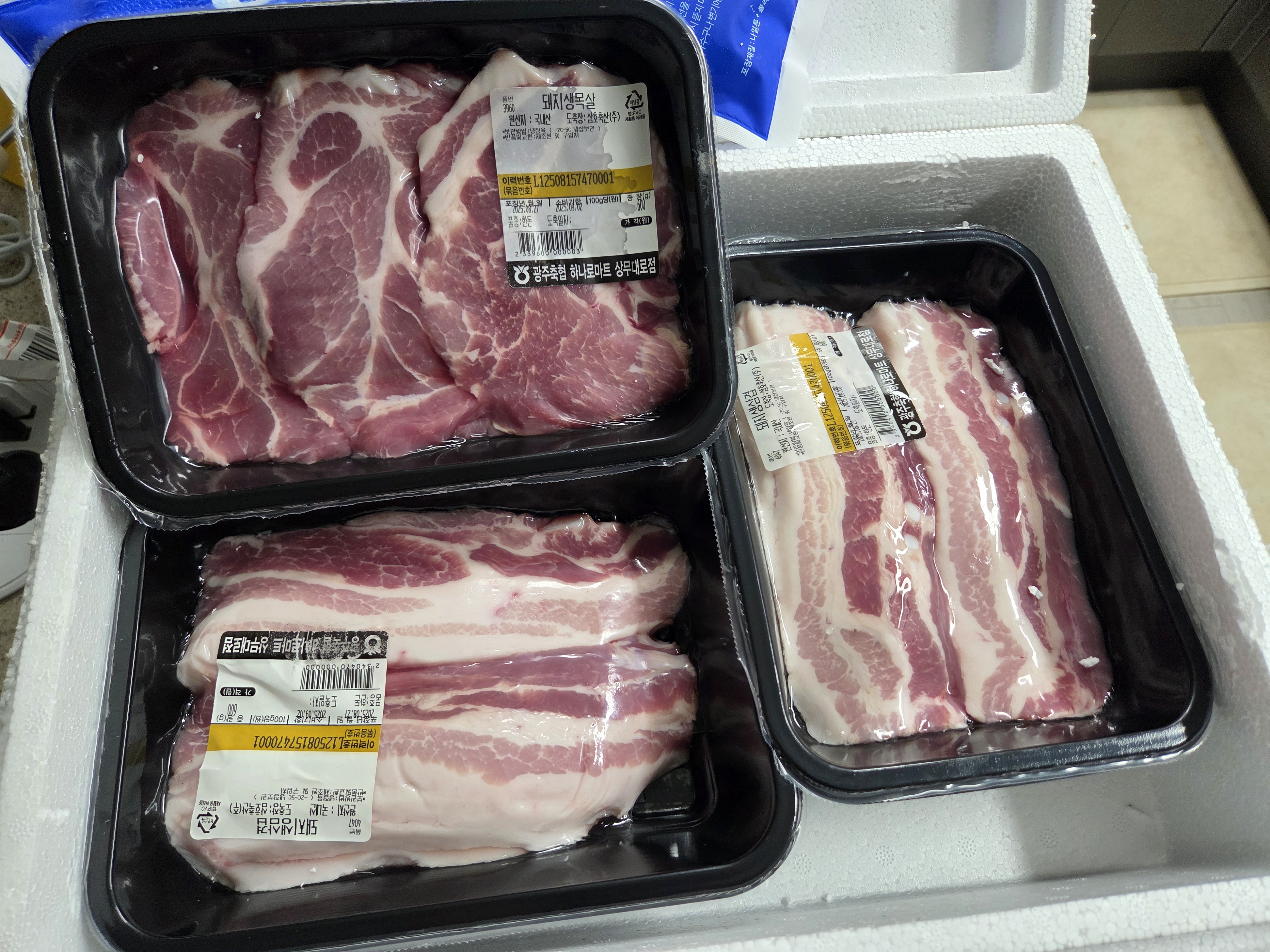 광주축협 한돈 삼겹살 1.2kg + 600g 추가-1