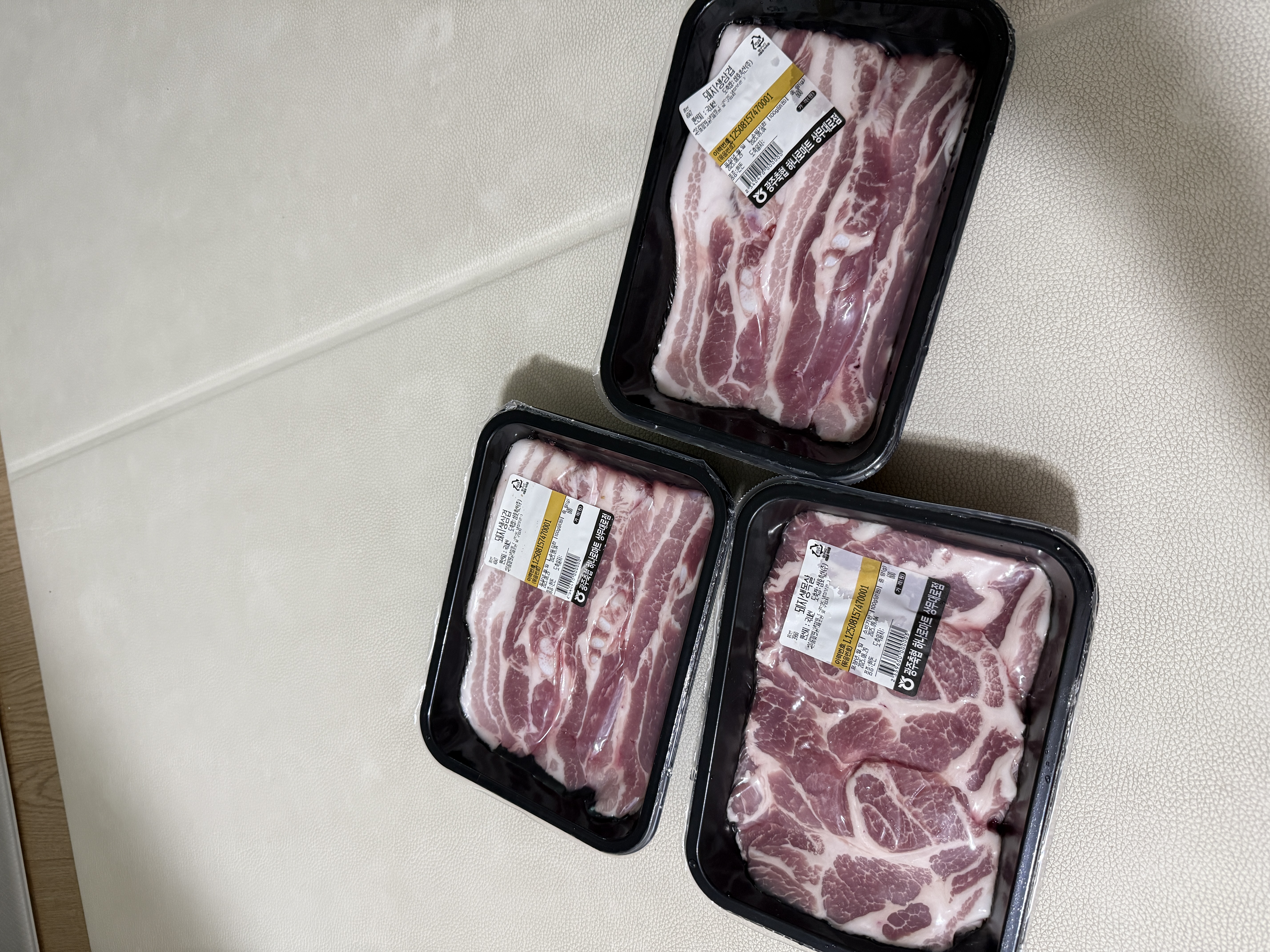 광주축협 한돈 삼겹살 1.2kg + 600g 추가-1