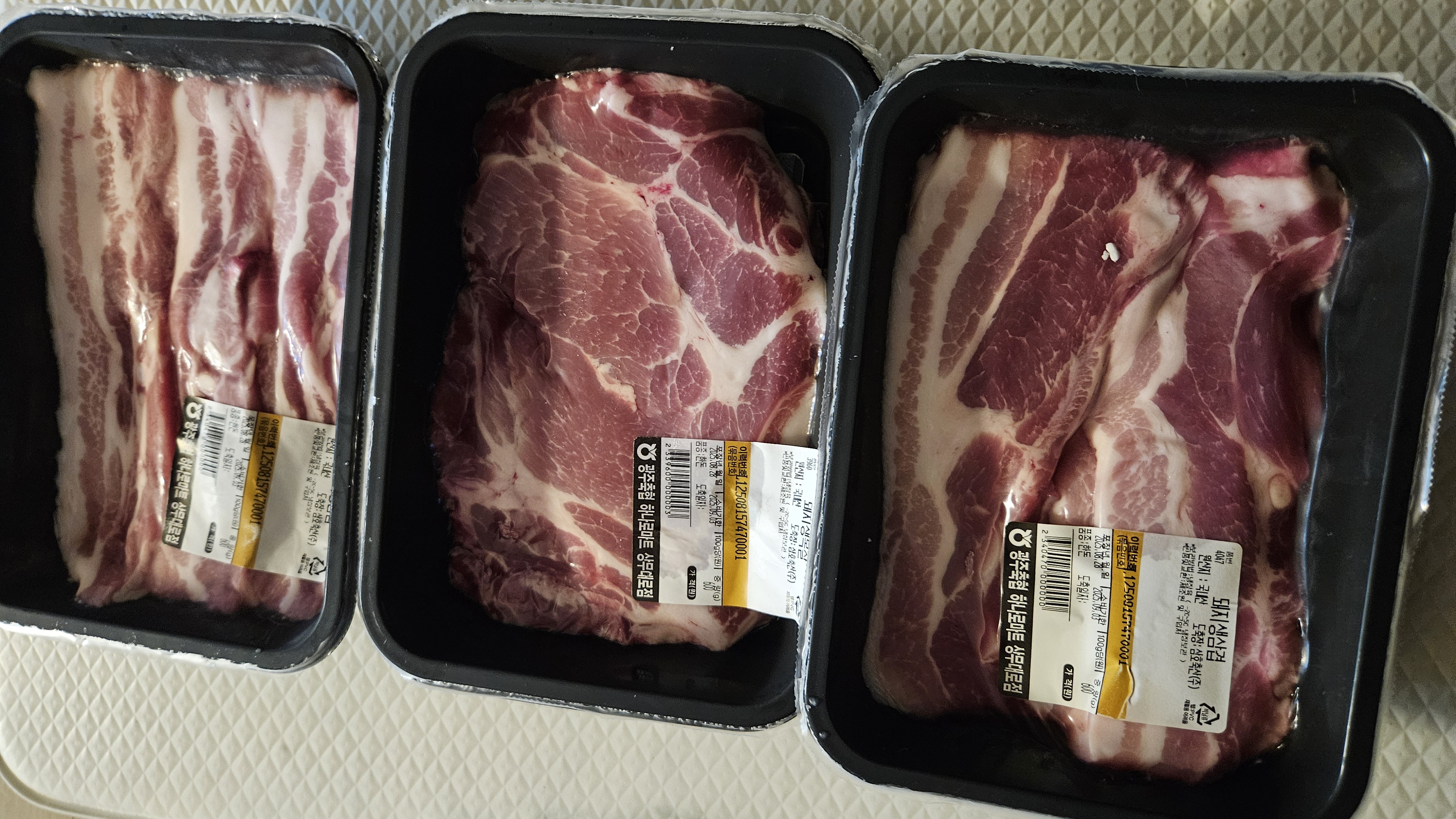 광주축협 한돈 삼겹살 1.2kg + 600g 추가-1