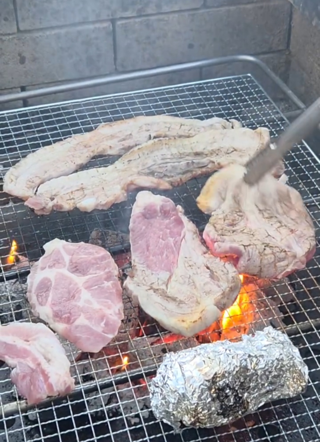광주축협 한돈 삼겹살 1.2kg + 600g 추가-1