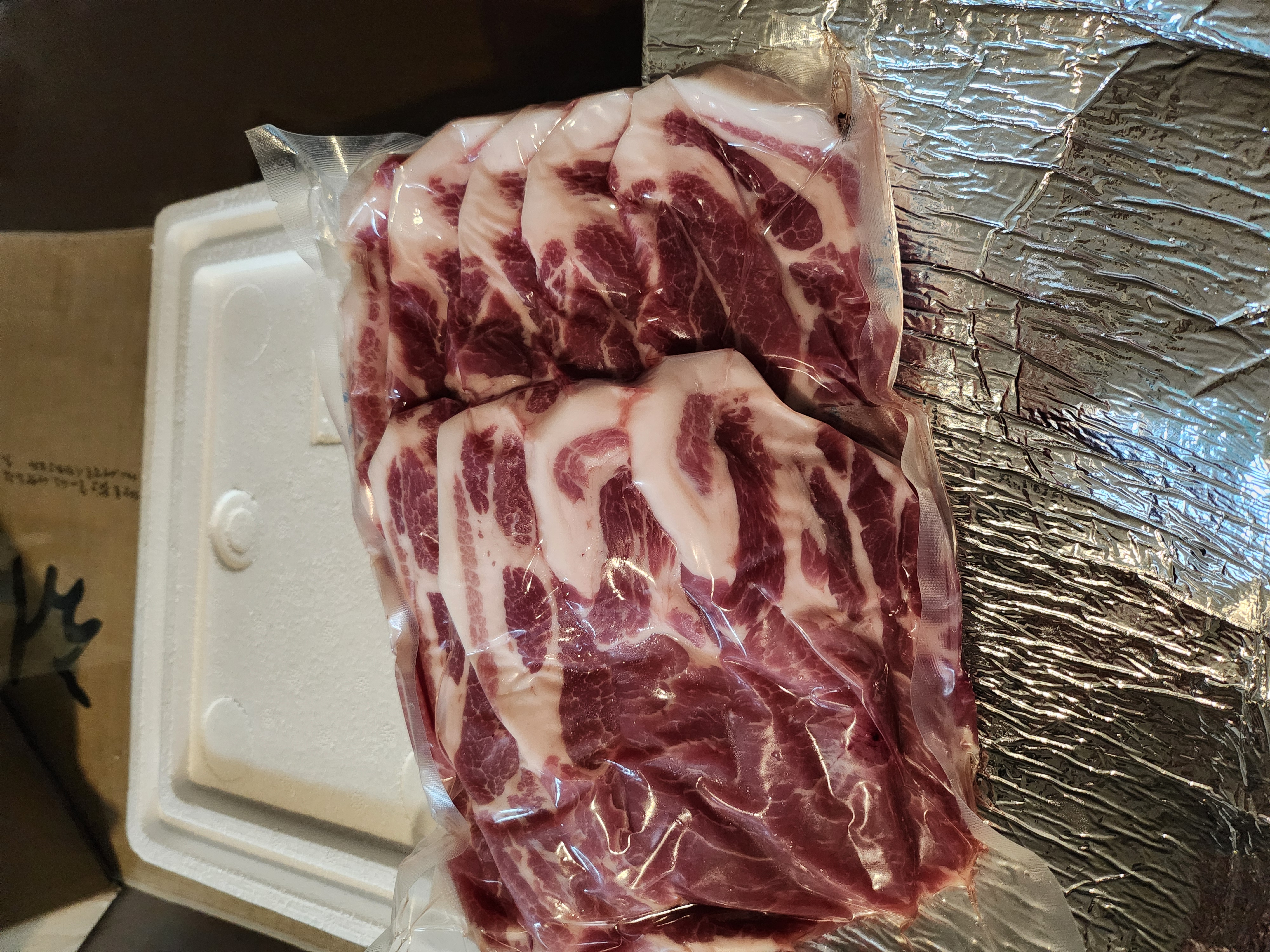 현대식육식당 프리미엄 돼지고기 1kg (삼겹살, 목살, 등갈비 중 선택)-1