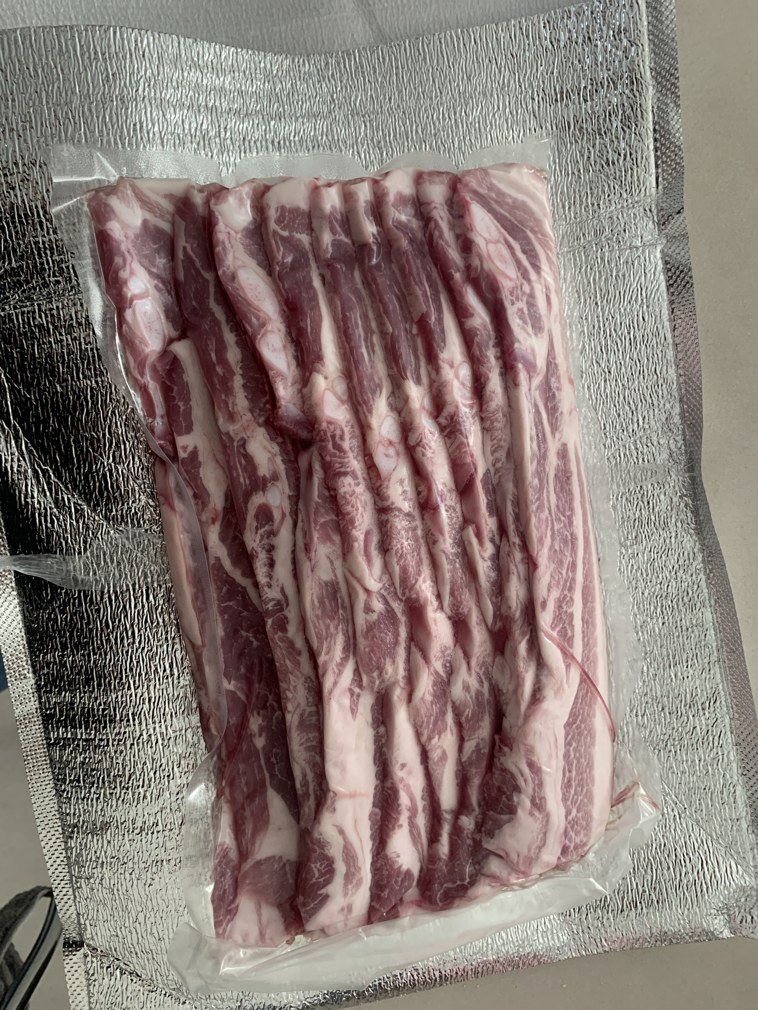 현대식육식당 프리미엄 돼지고기 1kg (삼겹살, 목살, 등갈비 중 선택)-1