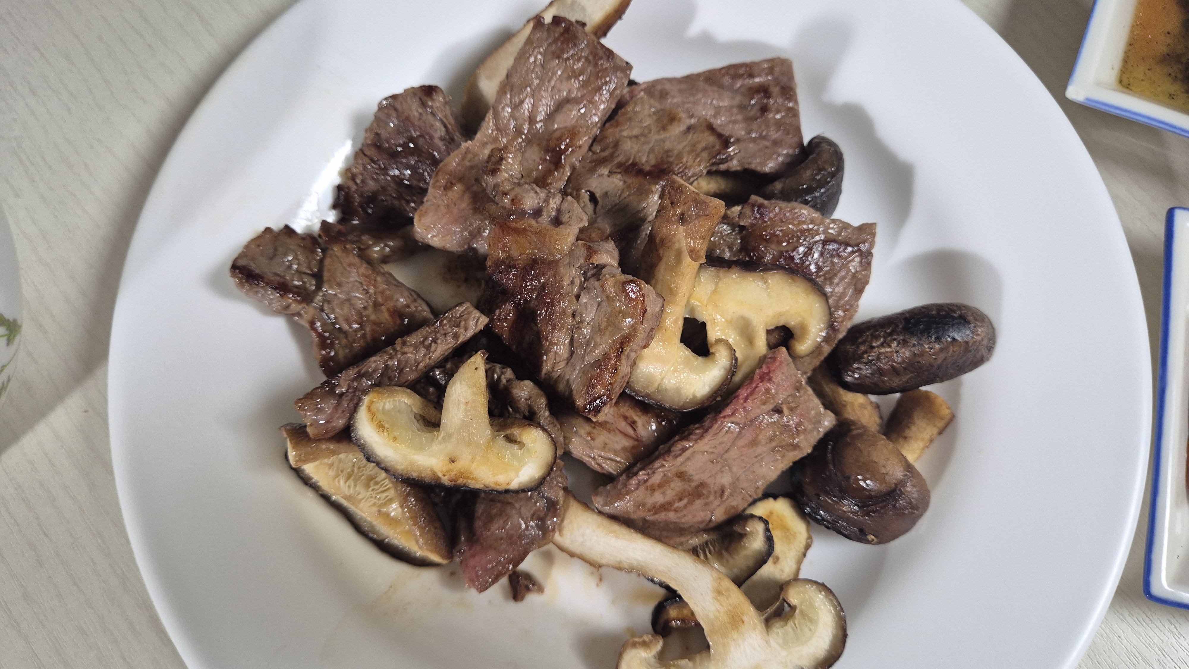 영암매력한우 1+이상 한우채끝 220g-1