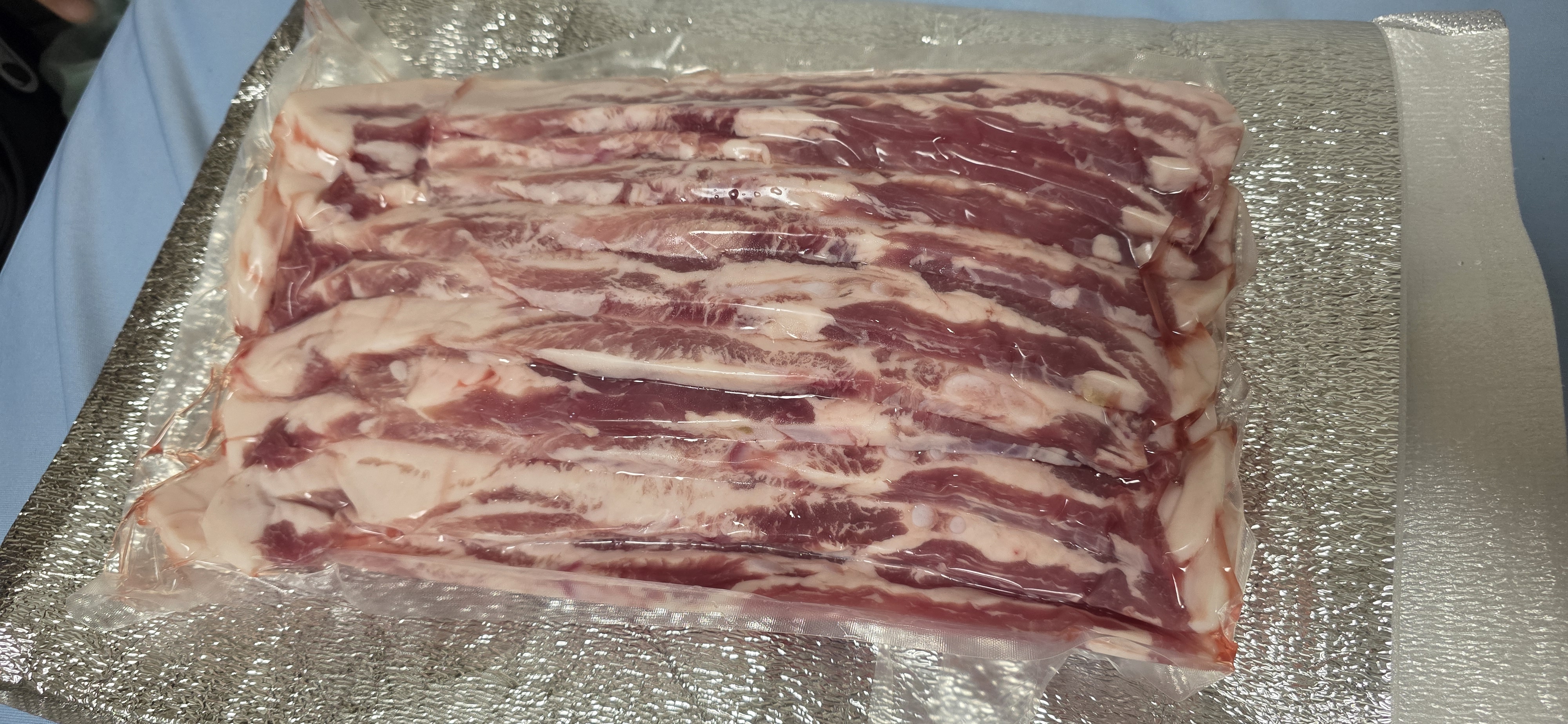 현대식육식당 프리미엄 돼지고기 1kg (삼겹살, 목살, 등갈비 중 선택)-1