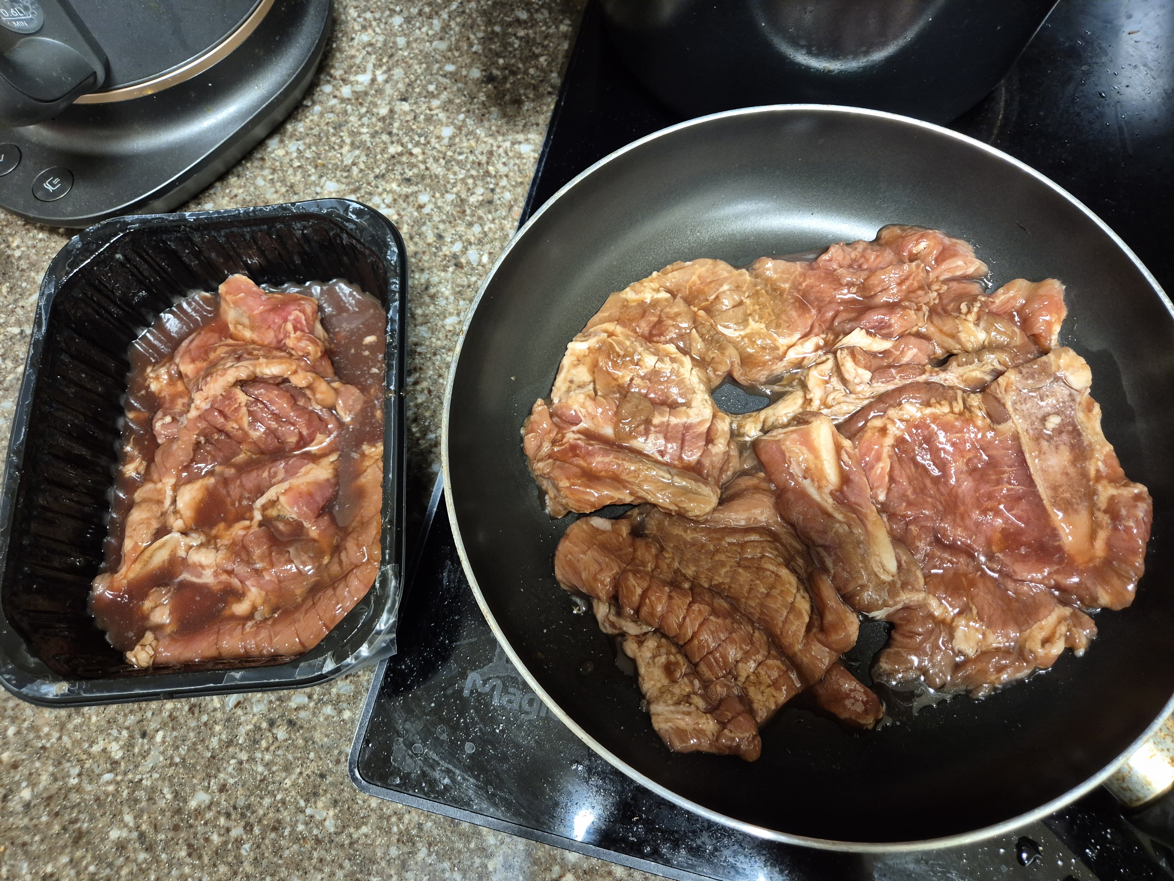 30년 정성의 맛, 황솔촌 양념돼지갈비 500g + 200g 추가증정-1