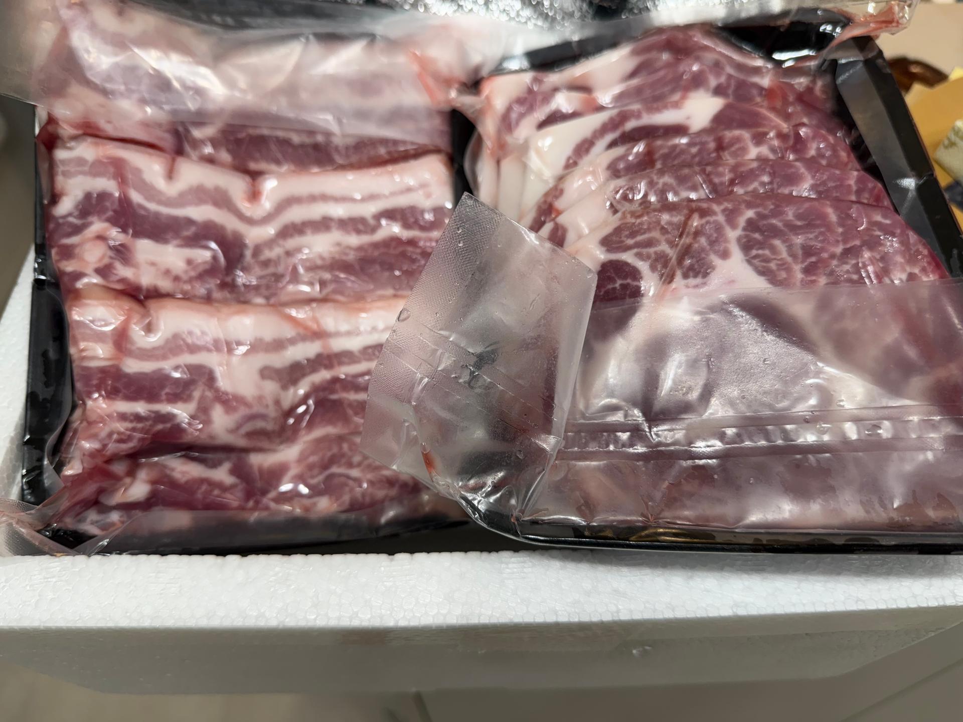 100% 국내산 한돈세트 1.4kg + 갈비 선택시 300g 추가증정 이미지