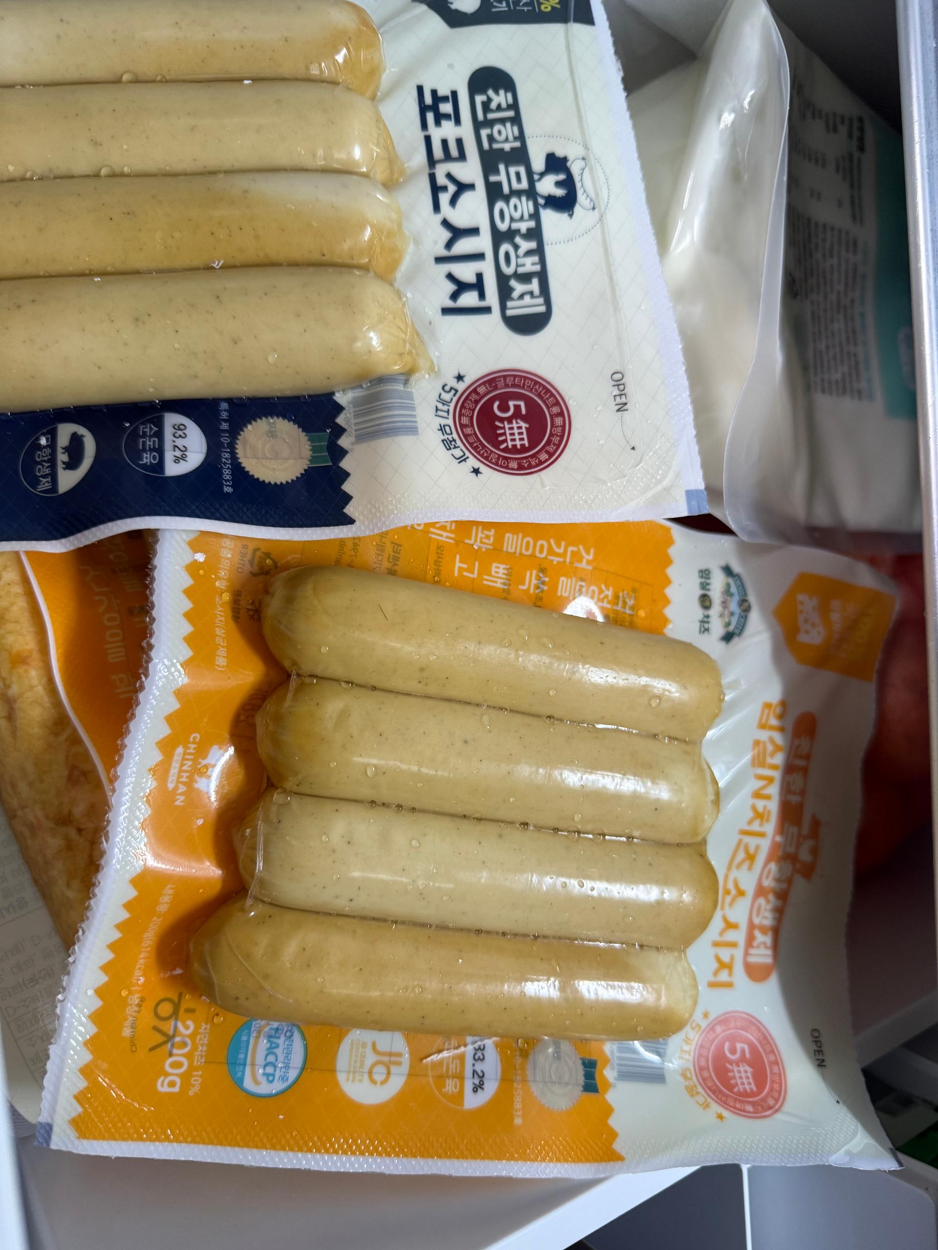 친한 무항생제 임실N치즈(4팩) & 포크(2팩) 소시지 세트