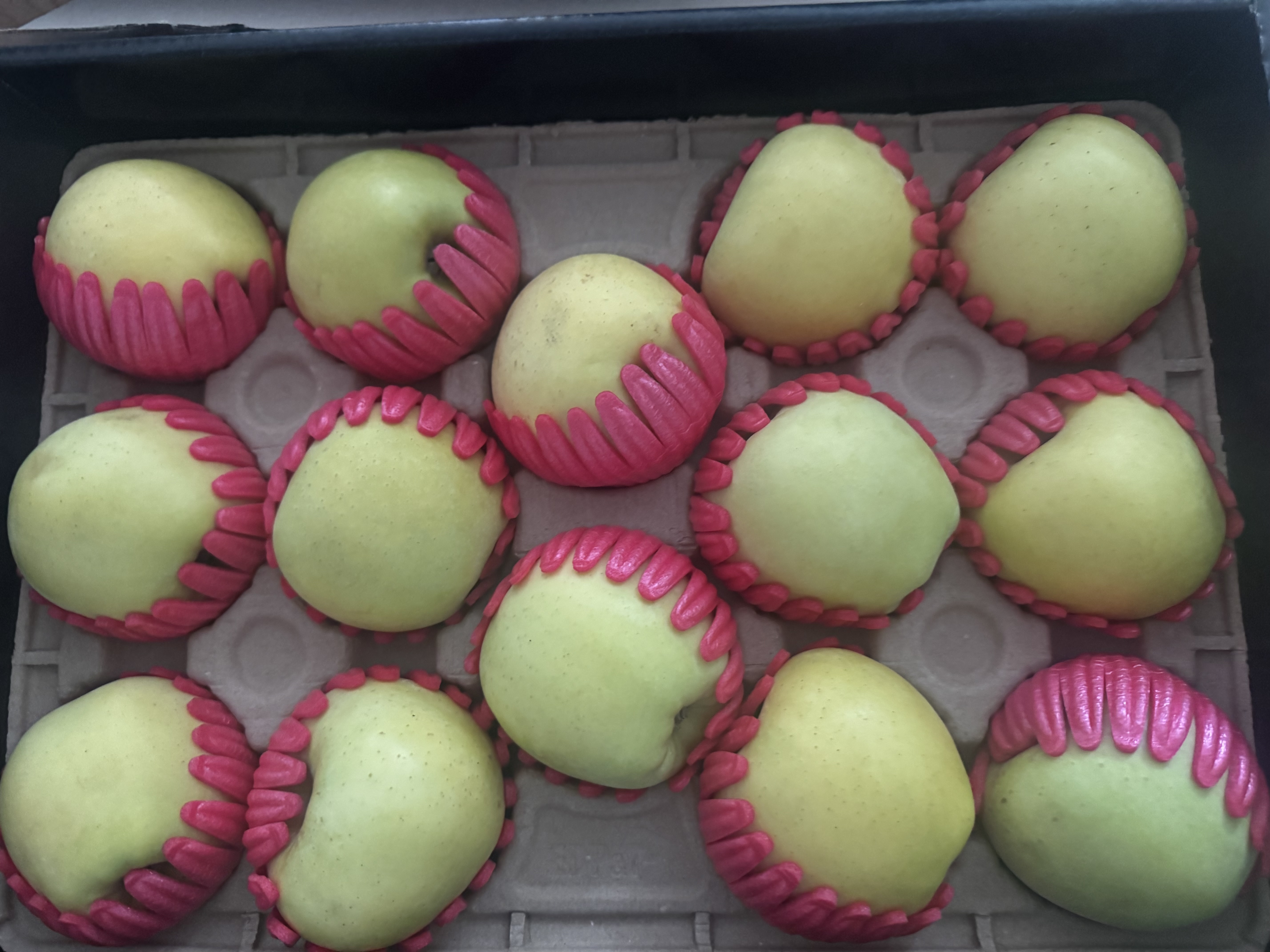 대경사과원예농협 영주사과 3.2kg 선물세트 (11입내)+1kg 추가증정-1