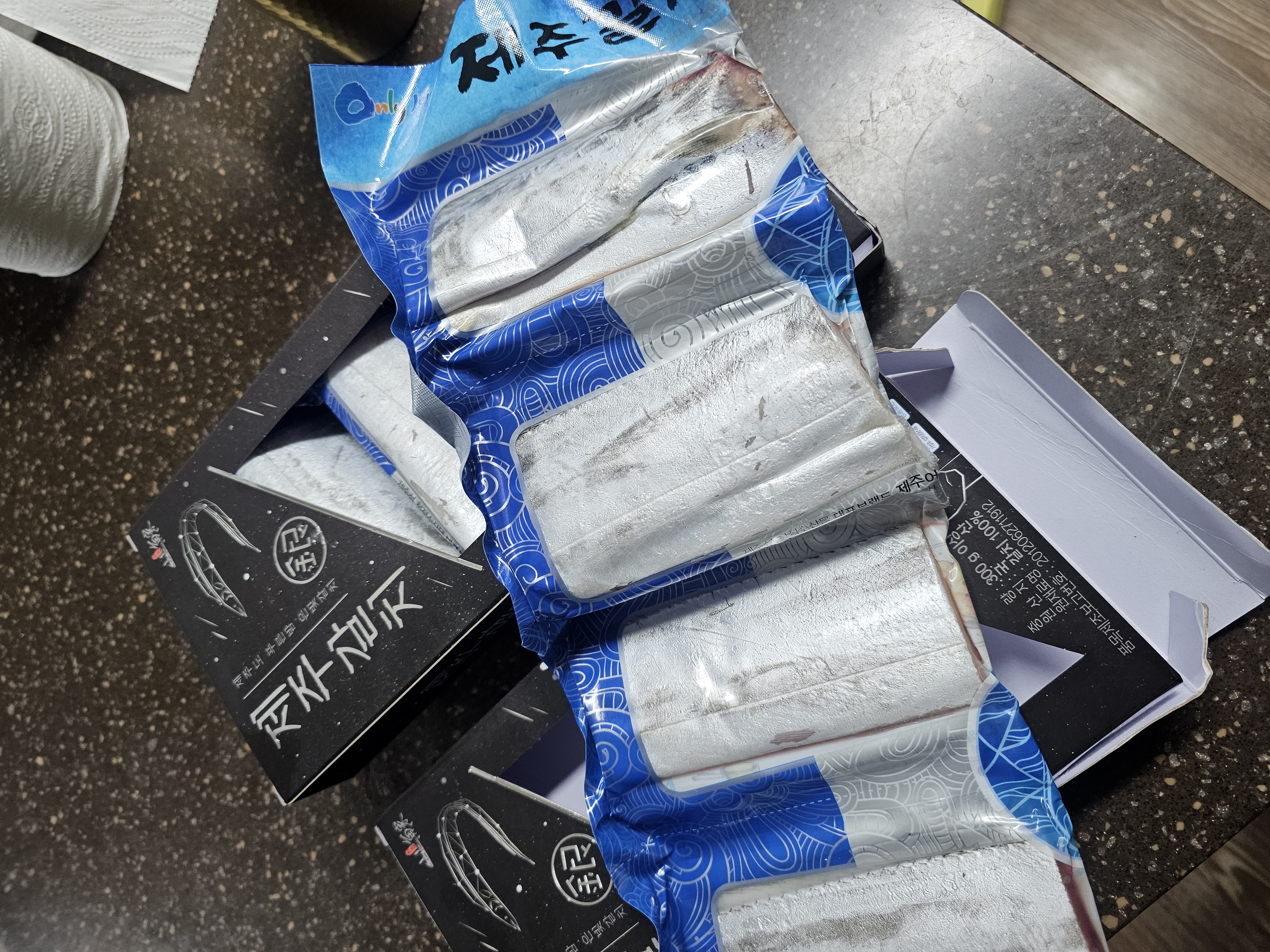 제주 명품 은갈치 선물세트 (총 12토막)-1