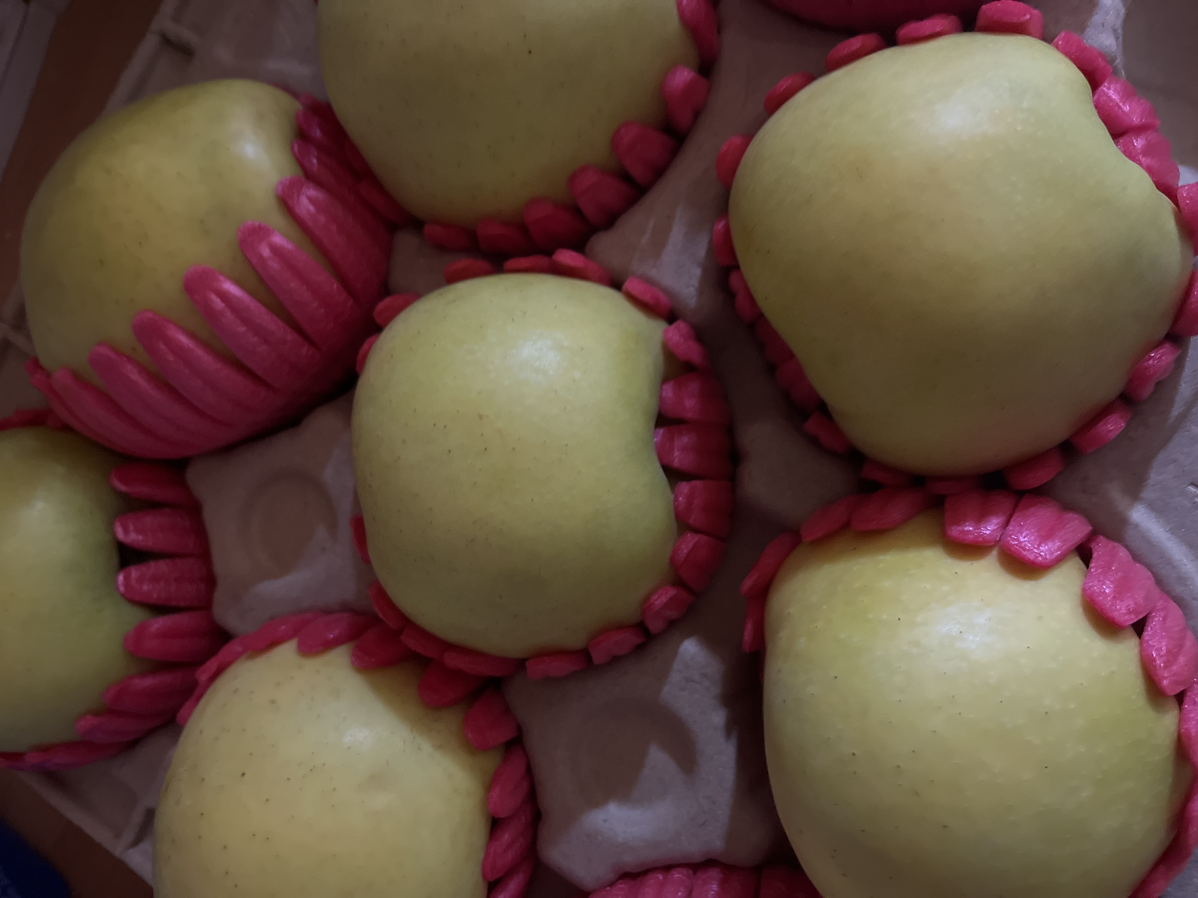 대경사과원예농협 영주사과 3.2kg 선물세트 (11입내)+1kg 추가증정-1