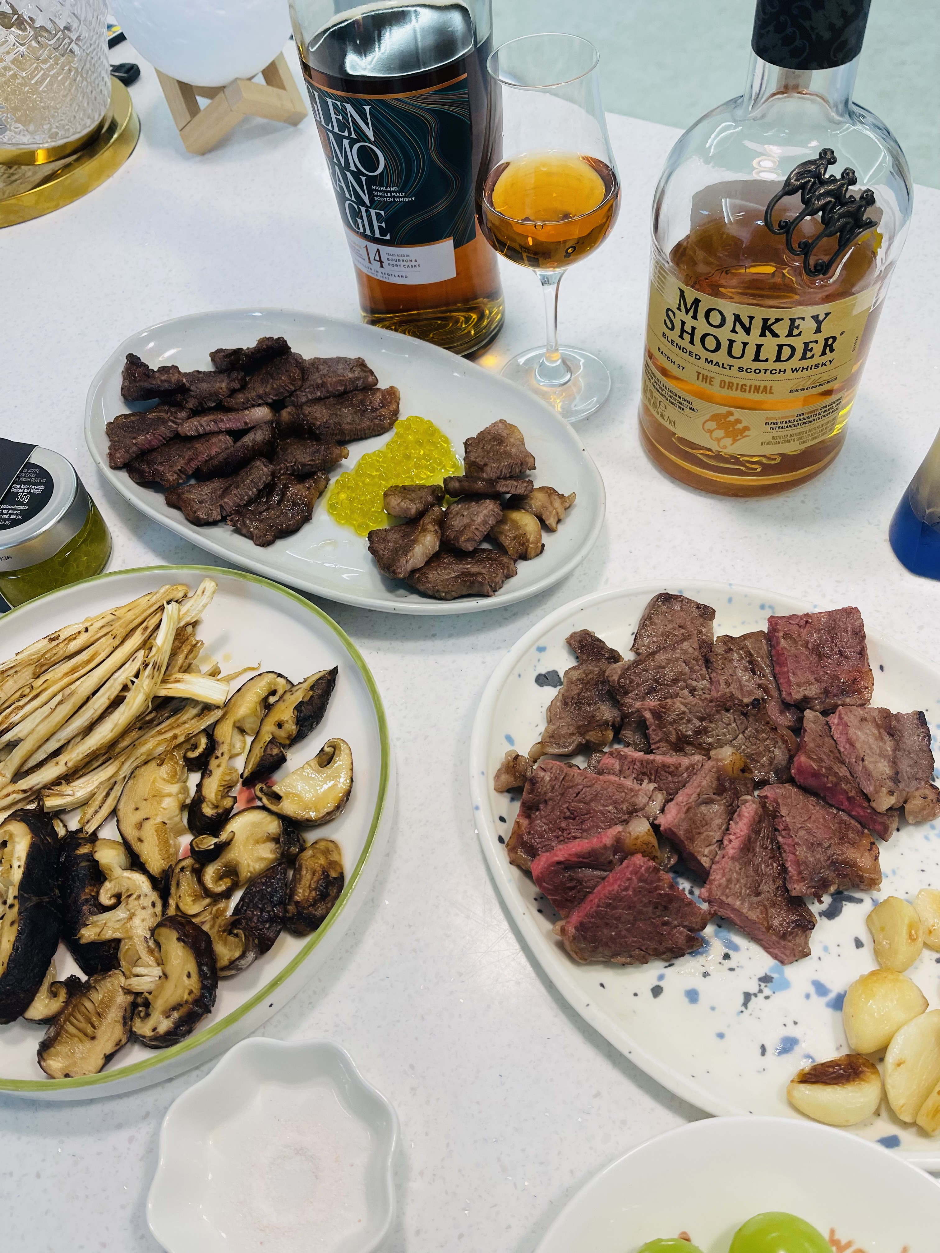 1+ 등급 한우 등심 400g (300g+100g)-1