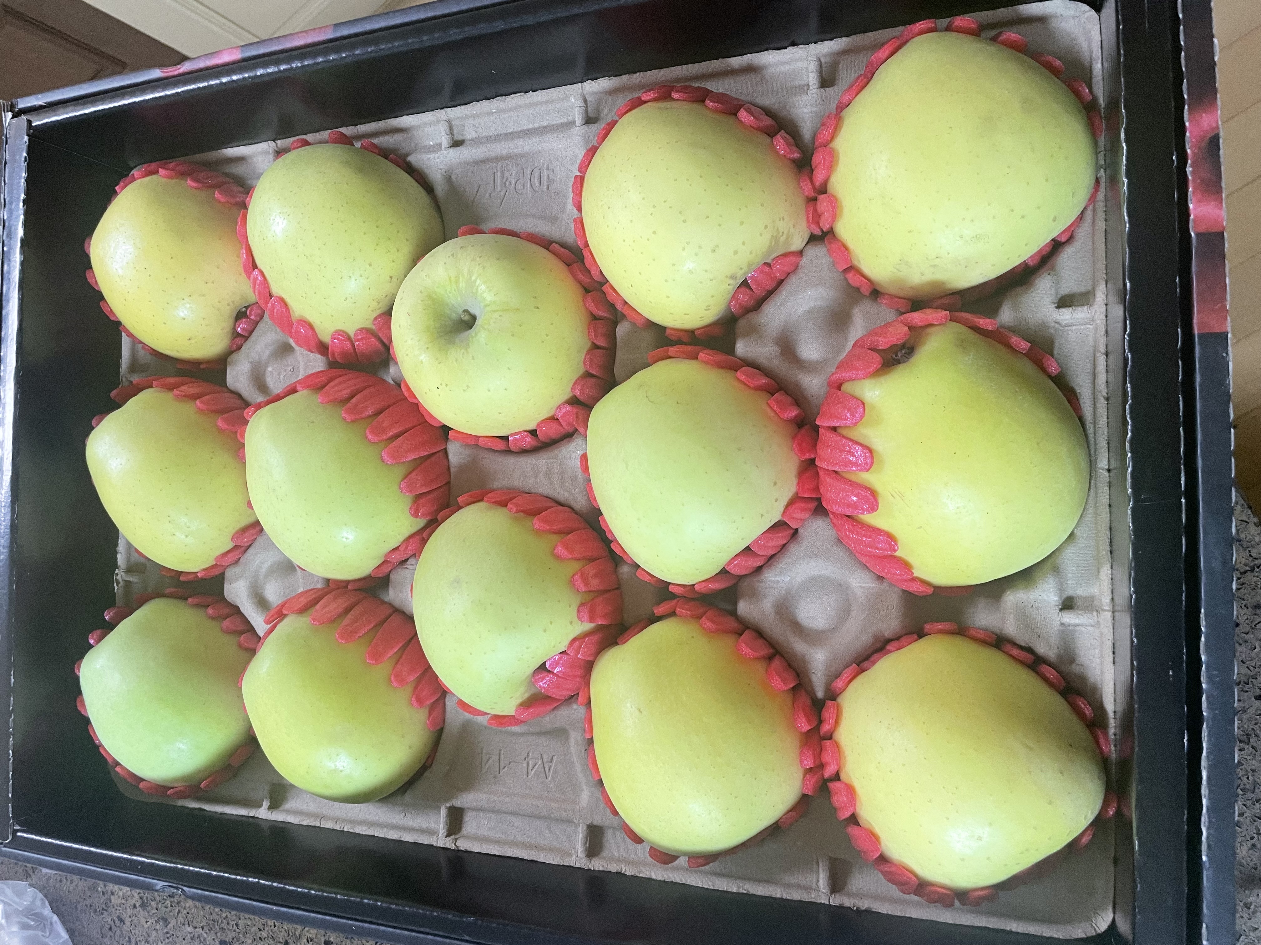 대경사과원예농협 영주사과 3.2kg 선물세트 (11입내)+1kg 추가증정-1