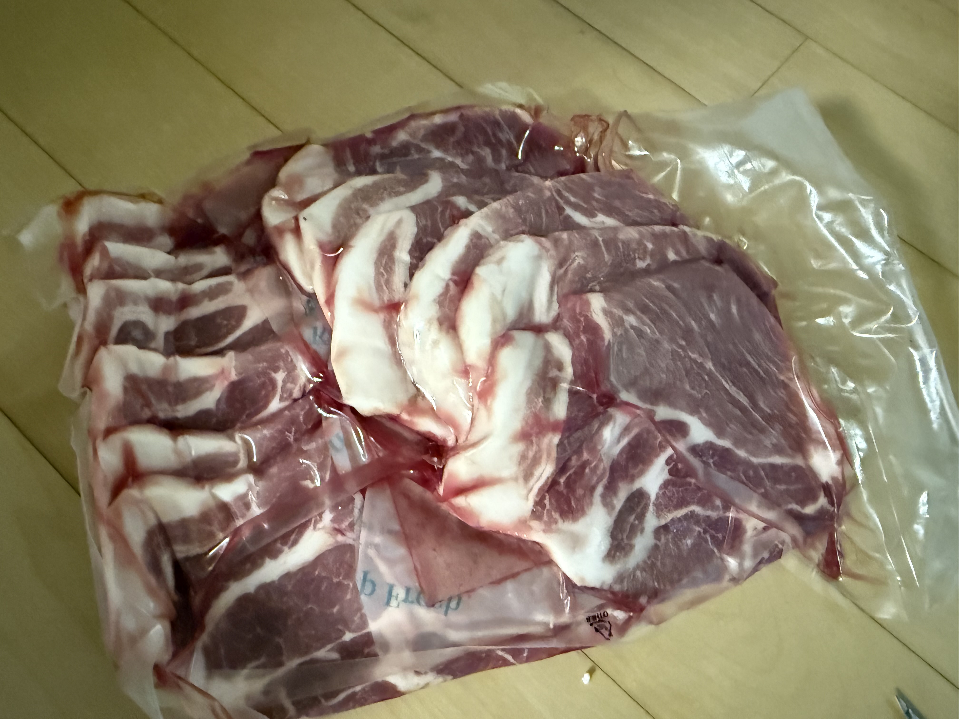 현대식육식당 프리미엄 돼지고기 1kg (삼겹살, 목살, 등갈비 중 선택) + 각 부위별 200g 증량-2