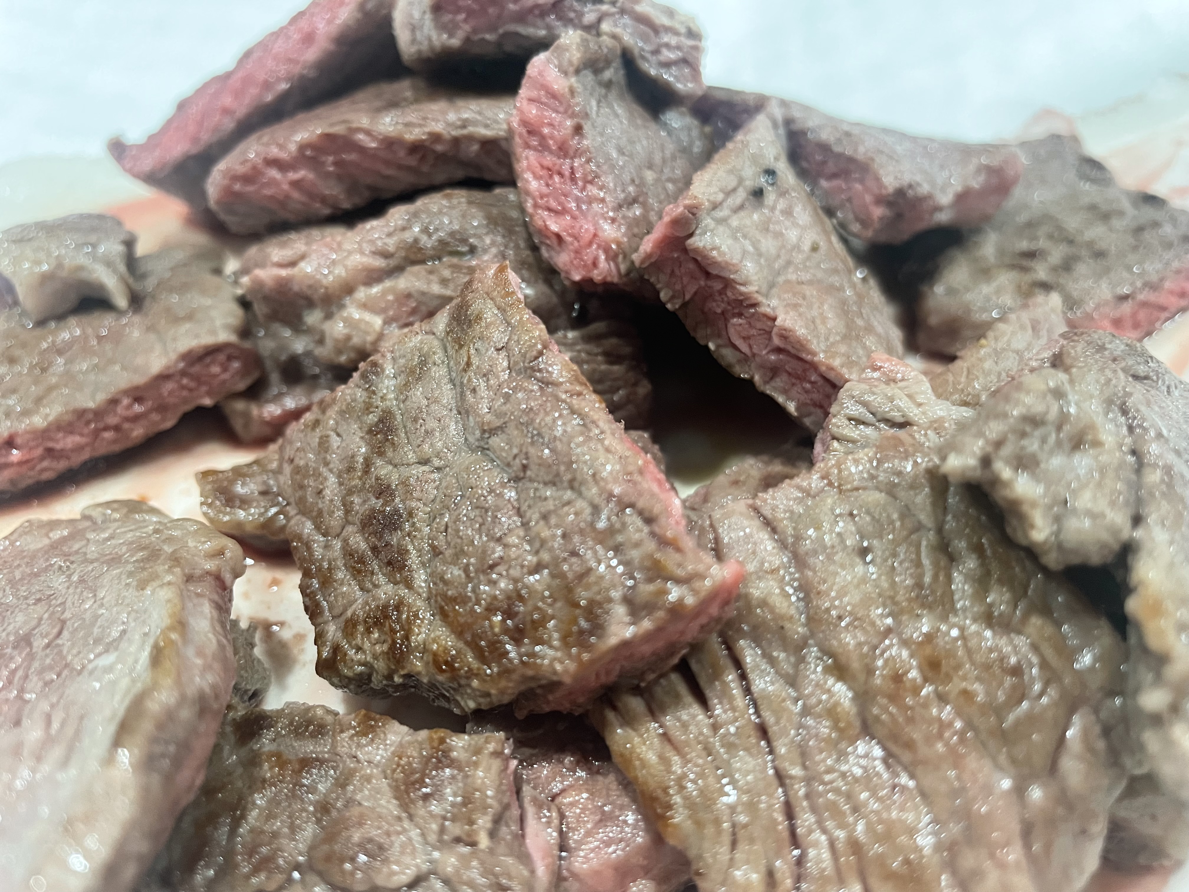 1+ 등급 한우 등심 400g (300g+100g) + 곰탕세트 or 대패삼겹살400g 추가증정-1