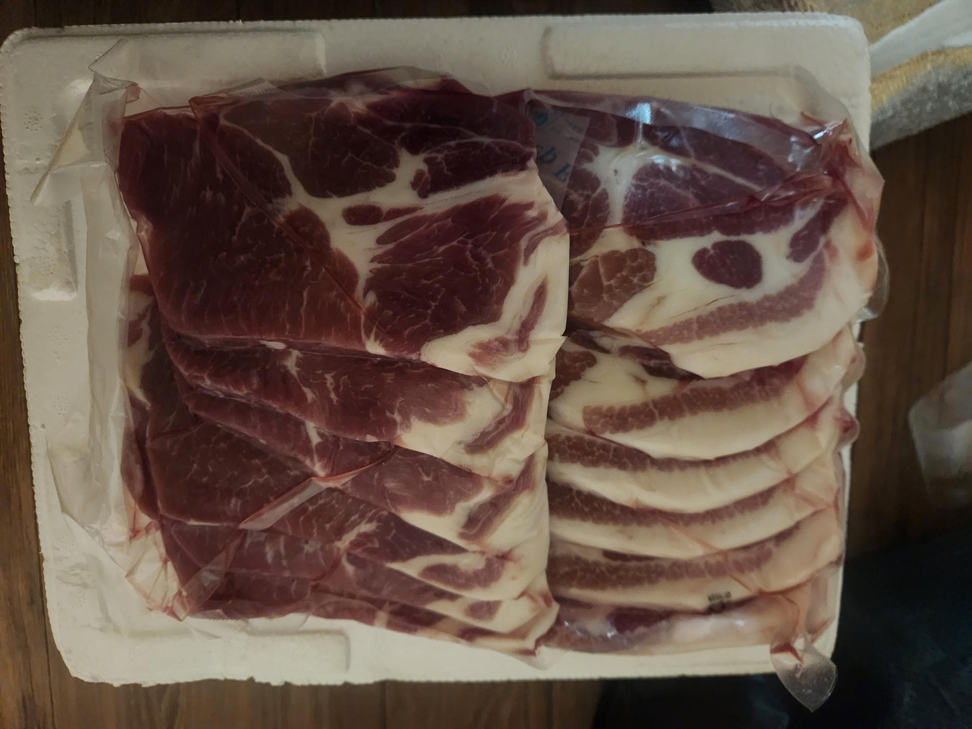 현대식육식당 프리미엄 돼지고기 1kg (삼겹살, 목살, 등갈비 중 선택) + 각 부위별 200g 증량