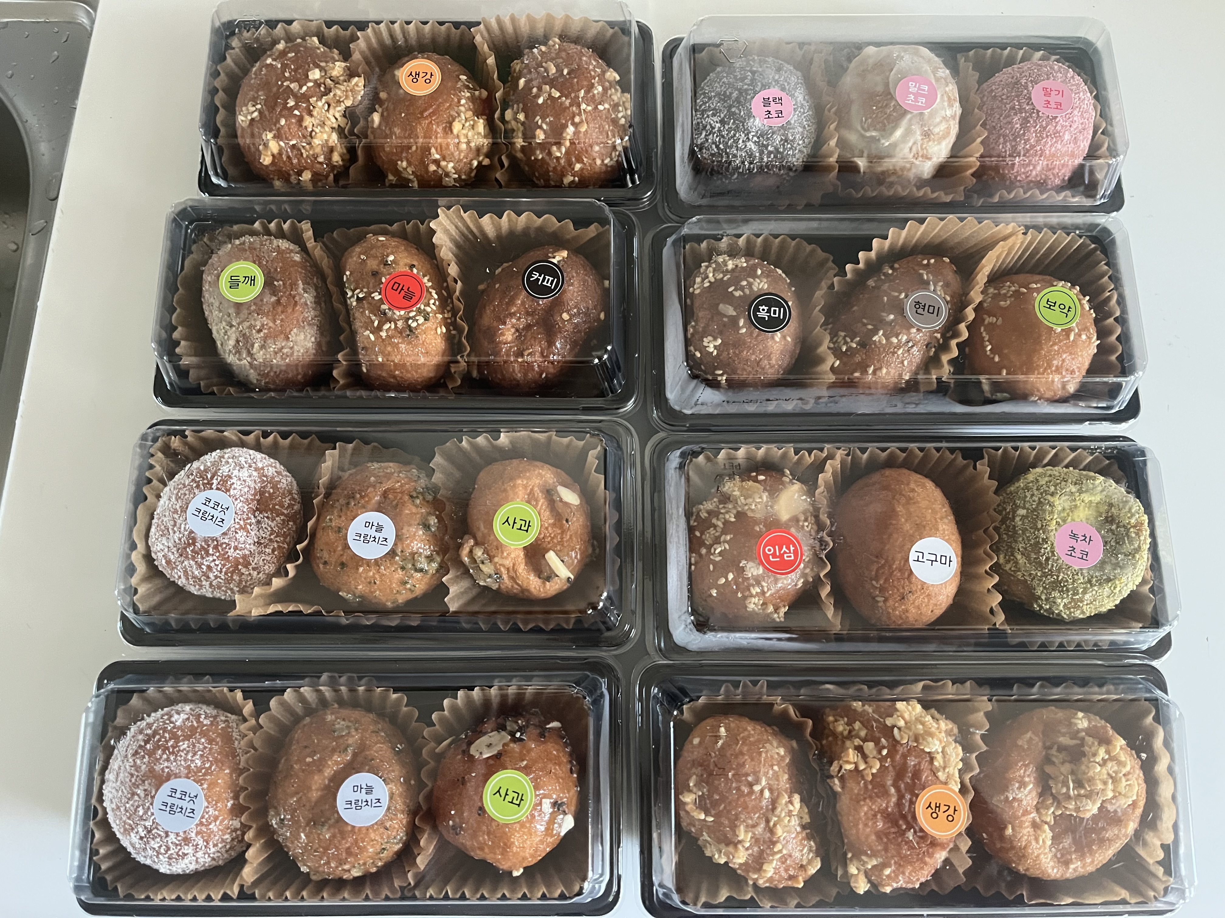 40년 전통 찹쌀 정도너츠 (18개입) + 6개 추가증정-2