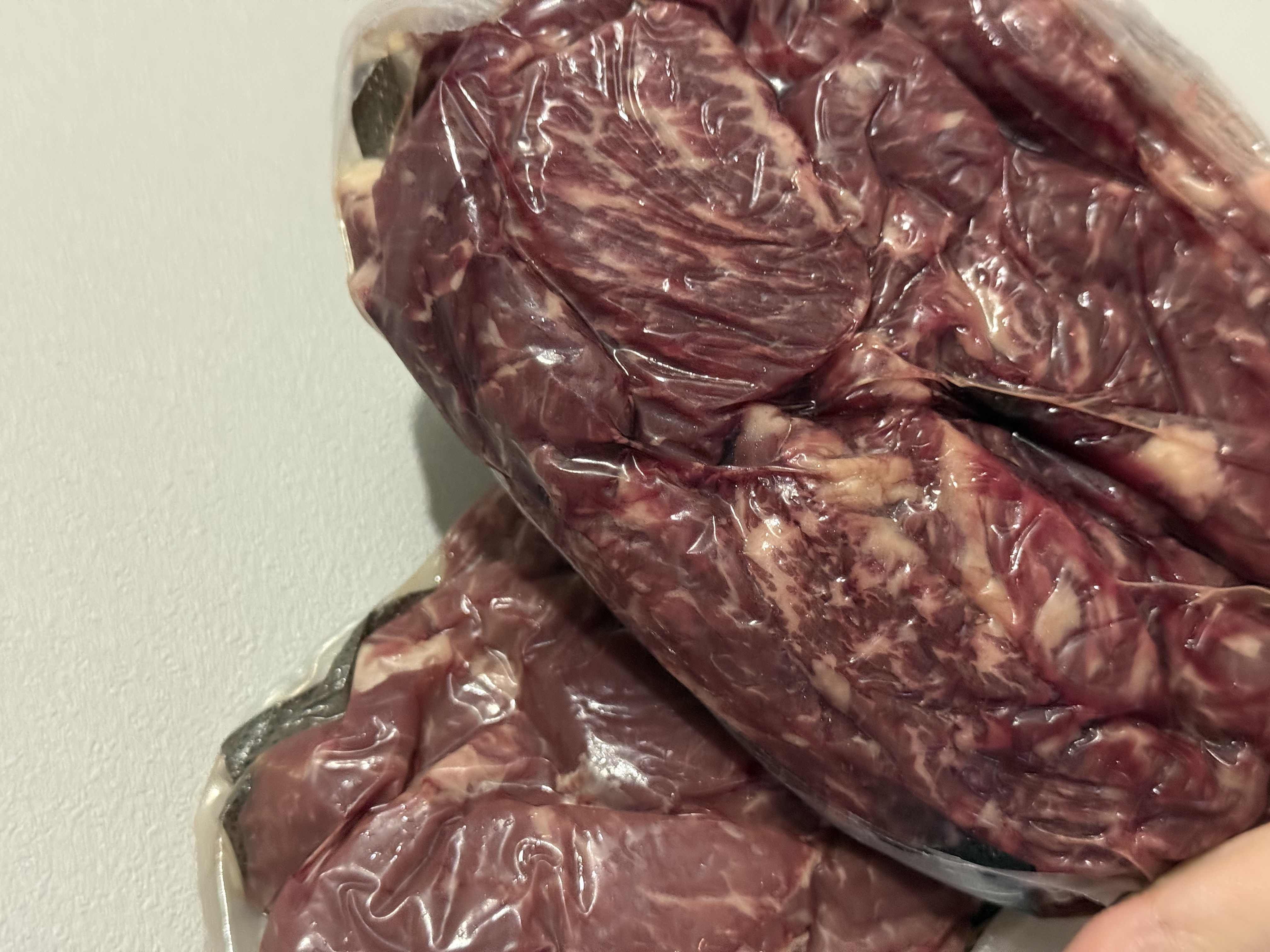 한우 실속구이 400g + 국거리 200g + 곰탕세트or대패삼겹살400g 추가증정-1