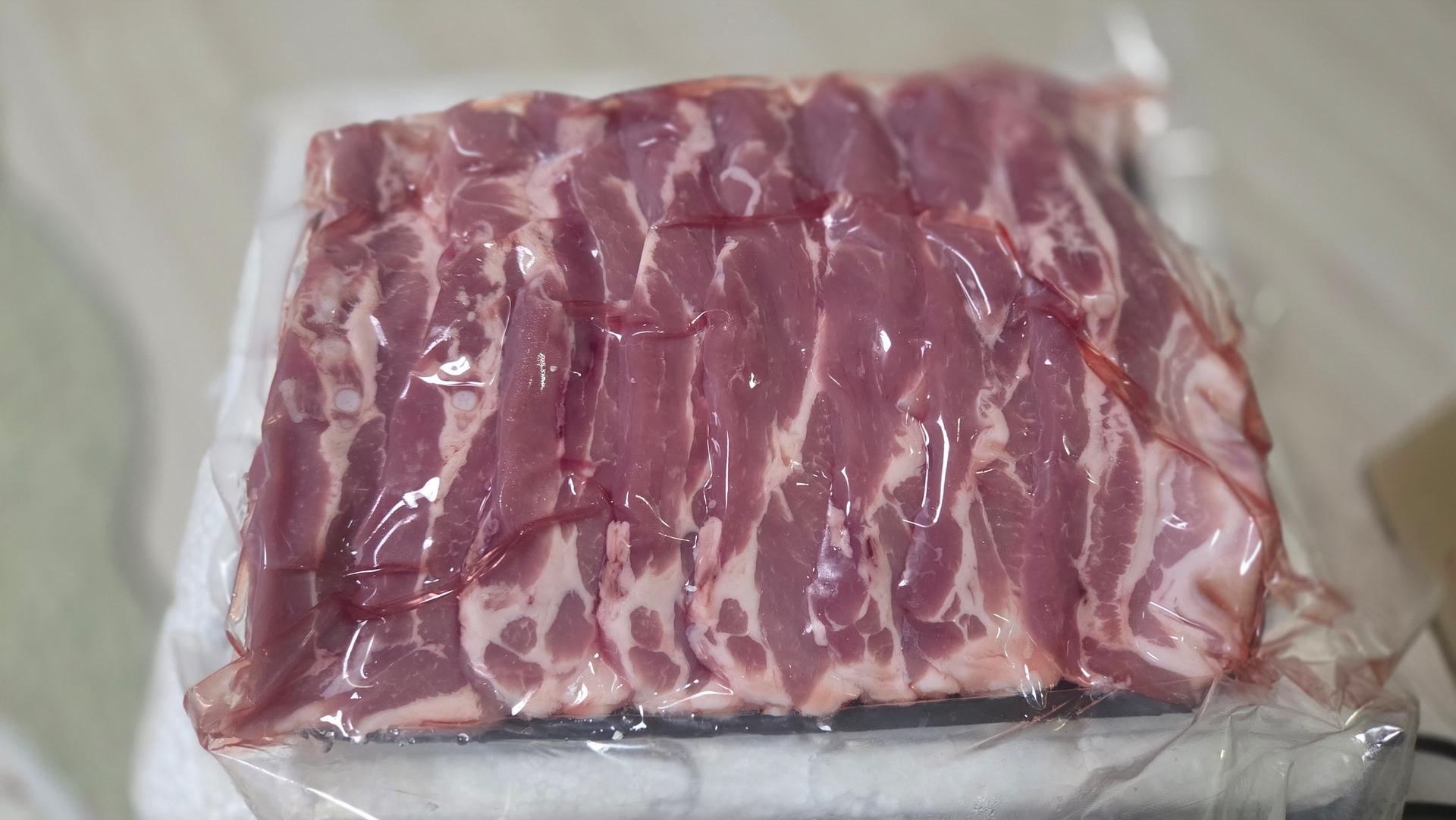 100% 국내산 한돈세트 최대 1.8kg 증정