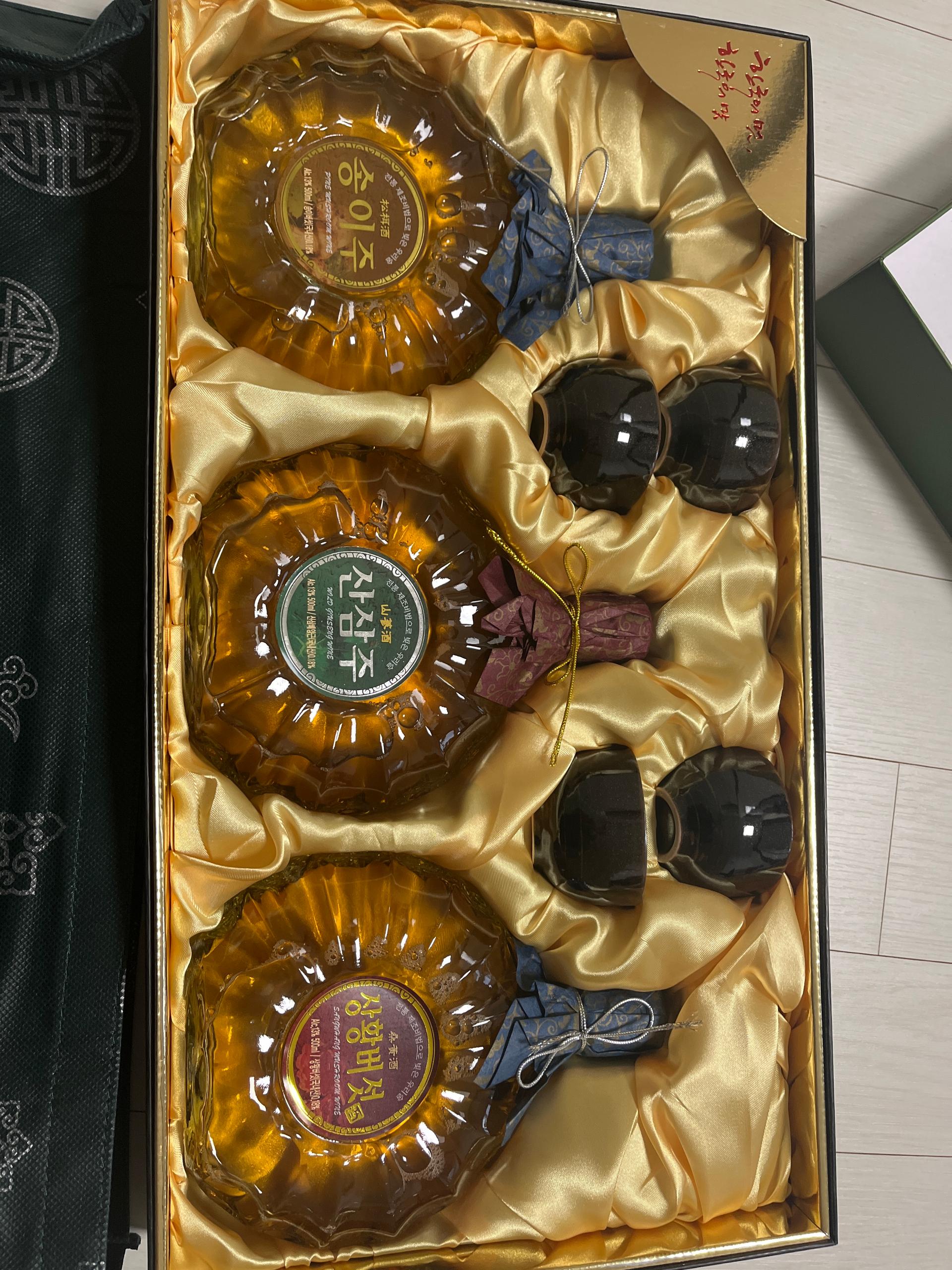 백운주가 전통주 백운명주 30호 선물세트(송이·산삼·상황버섯)