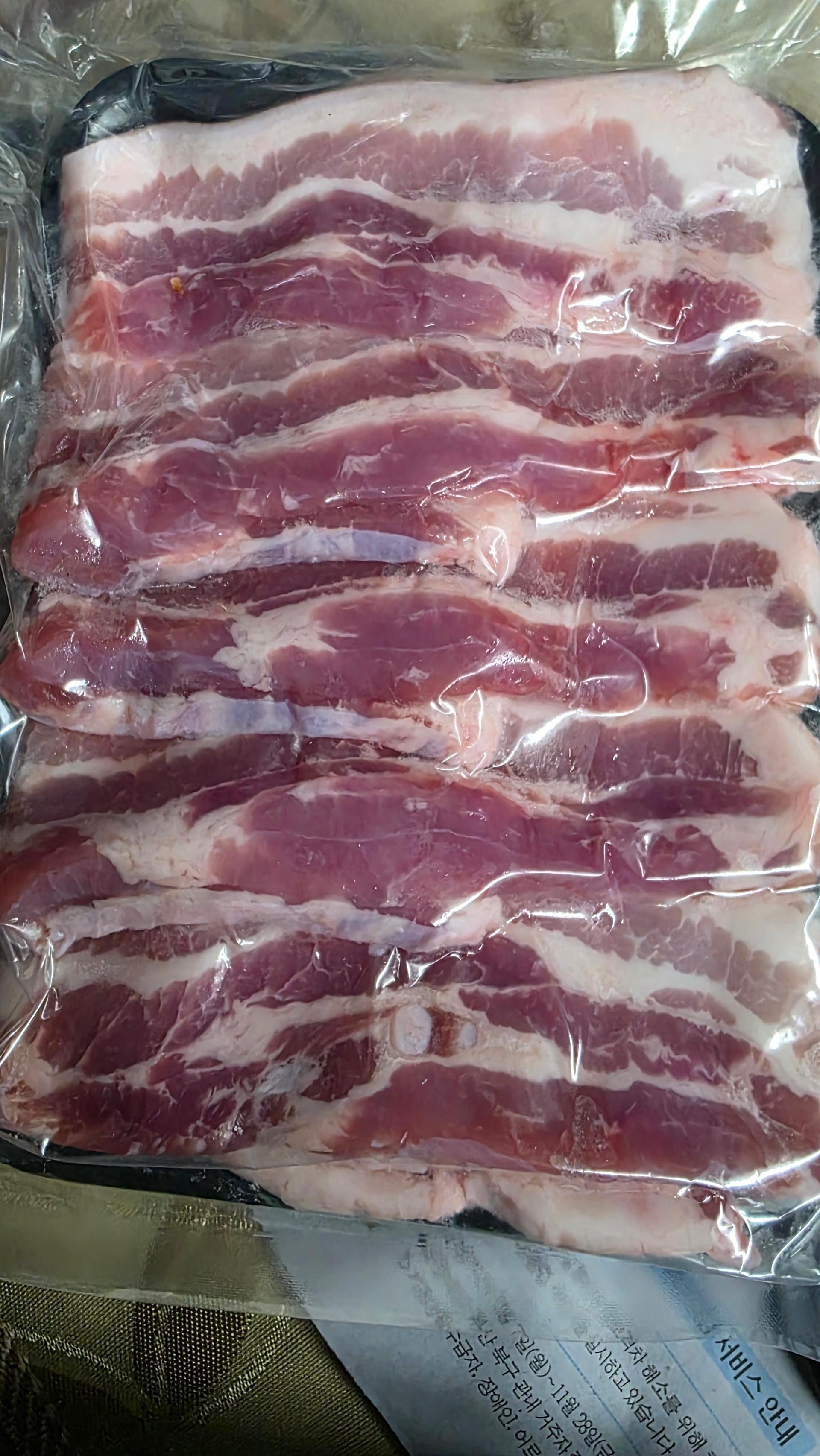 100% 국내산 한돈세트 최대 1.8kg 증정