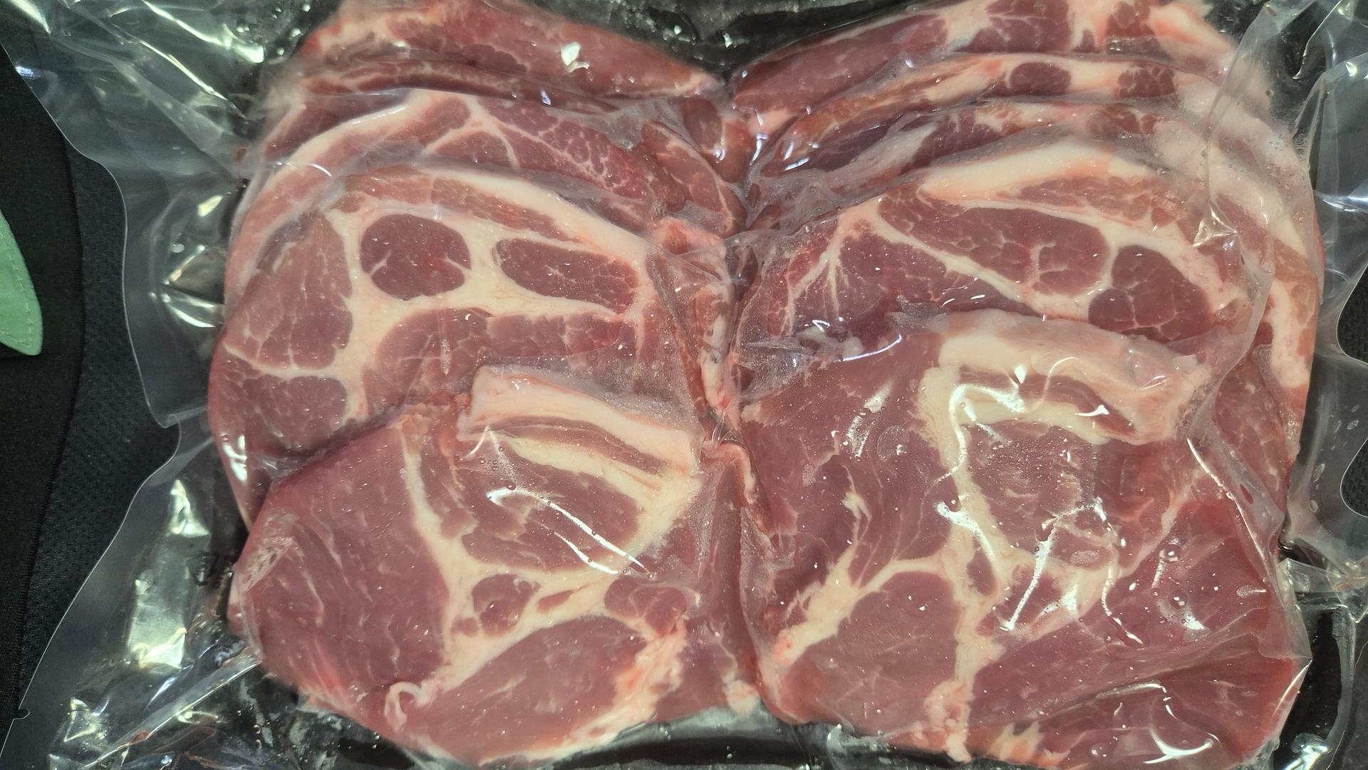 100% 국내산 한돈세트 최대 1.8kg 증정