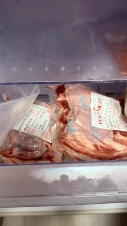 돈육삼겹목살구이세트 2.2kg (삼겹살 1.2kg + 목살 1kg)-1