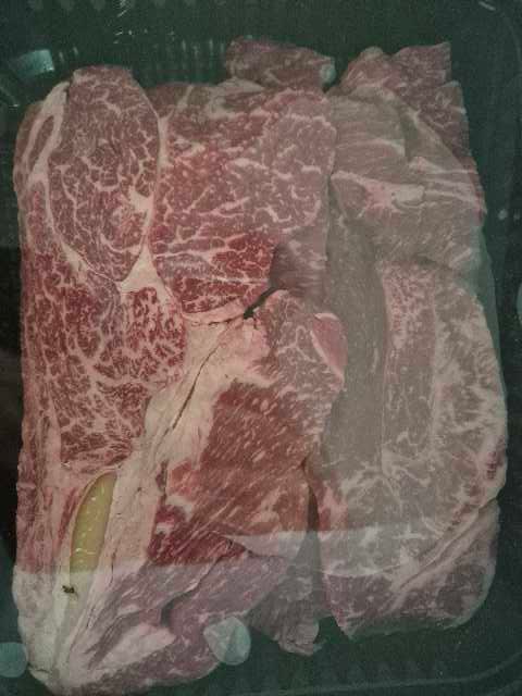 한우 1등급 등심 600g / 국거리양지 700g