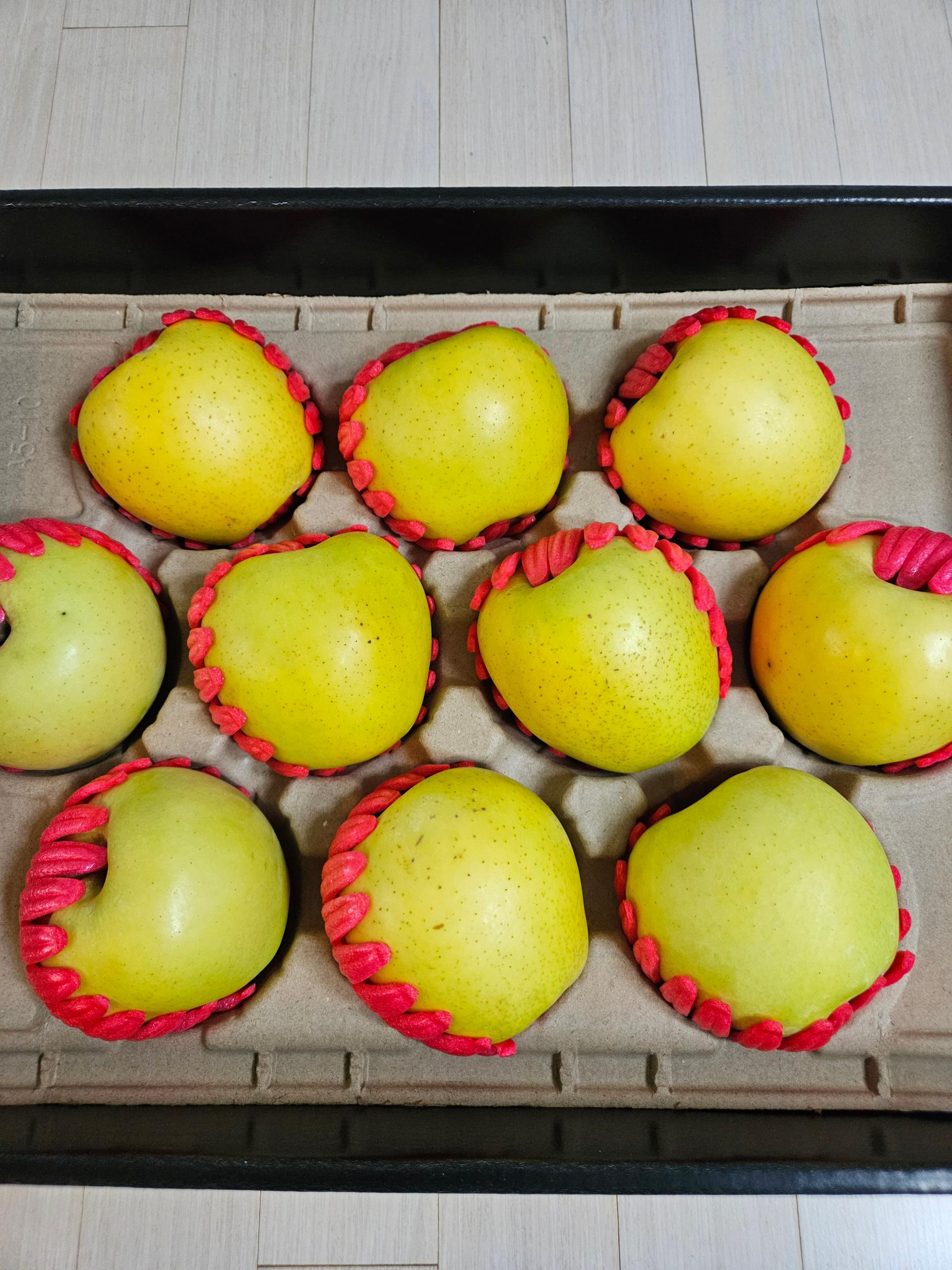 대경사과원예농협]영주사과 3.2kg 선물세트+1kg 추가 증정 (10입내)