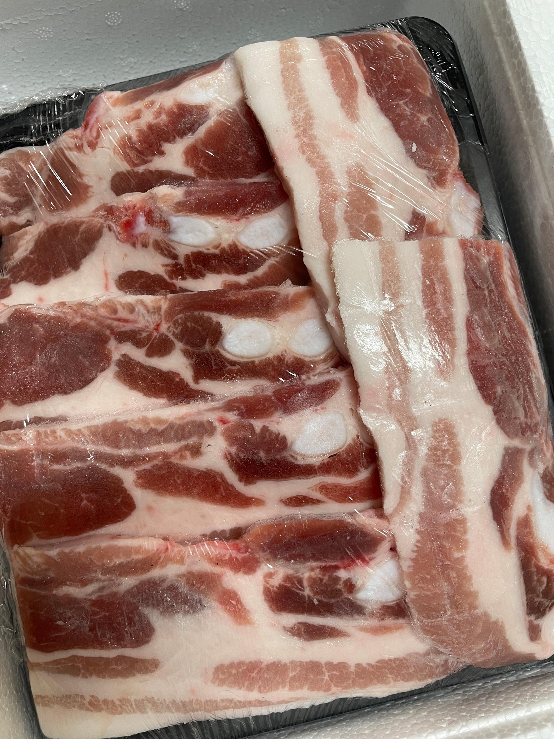 [12/15부터 순차배송] 한돈 삼겹살 1.8kg / 생돼지갈비 2kg + 양념소스