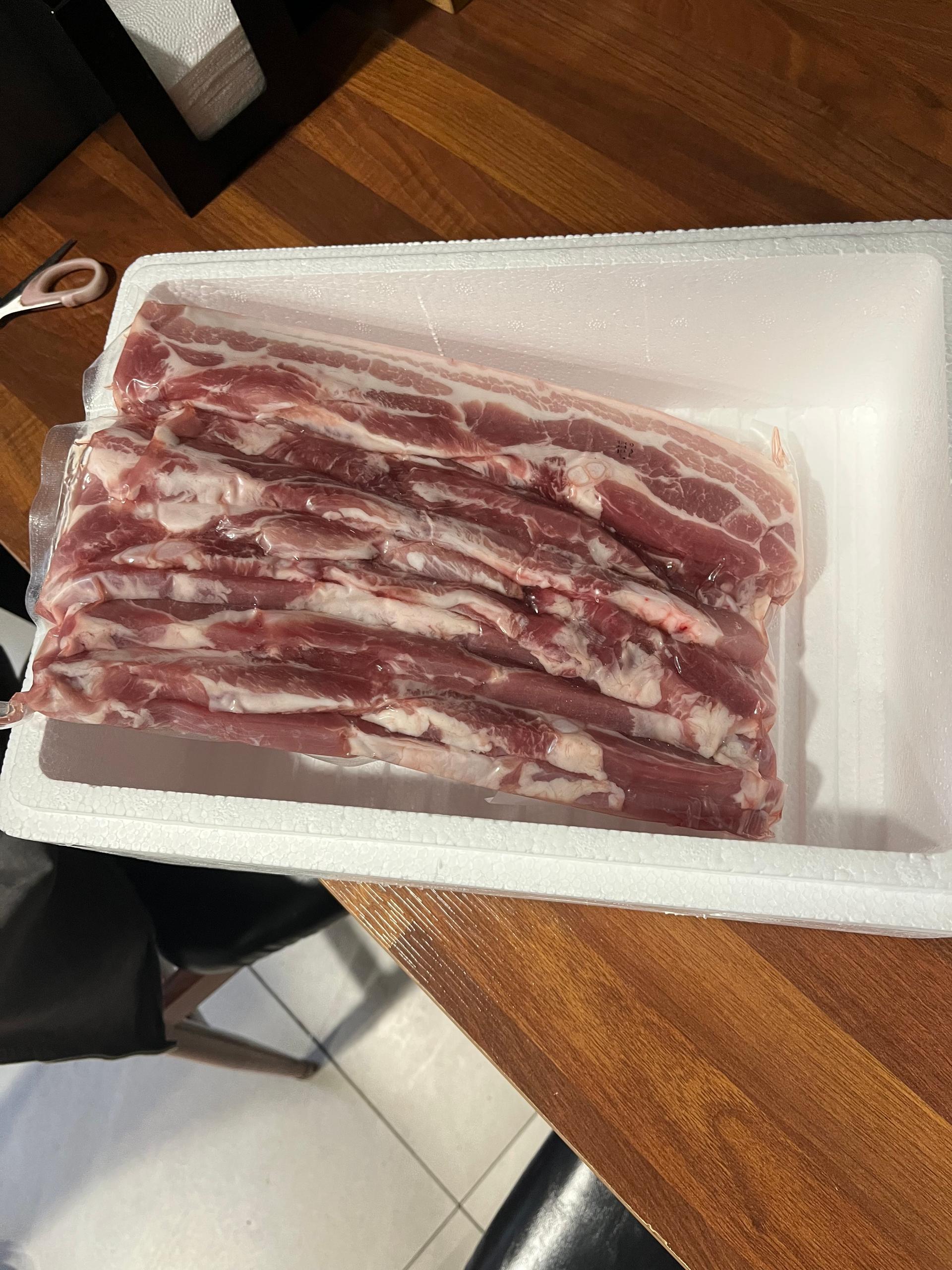 [EVENT] 현대식육식당 프리미엄 돼지고기 1kg (오겹살, 목살, 등갈비 중 선택) + 각 부위별 200g 증량