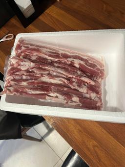 [EVENT] 현대식육식당 프리미엄 돼지고기 1kg (오겹살, 목살, 등갈비 중 선택) + 각 부위별 200g 증량-1