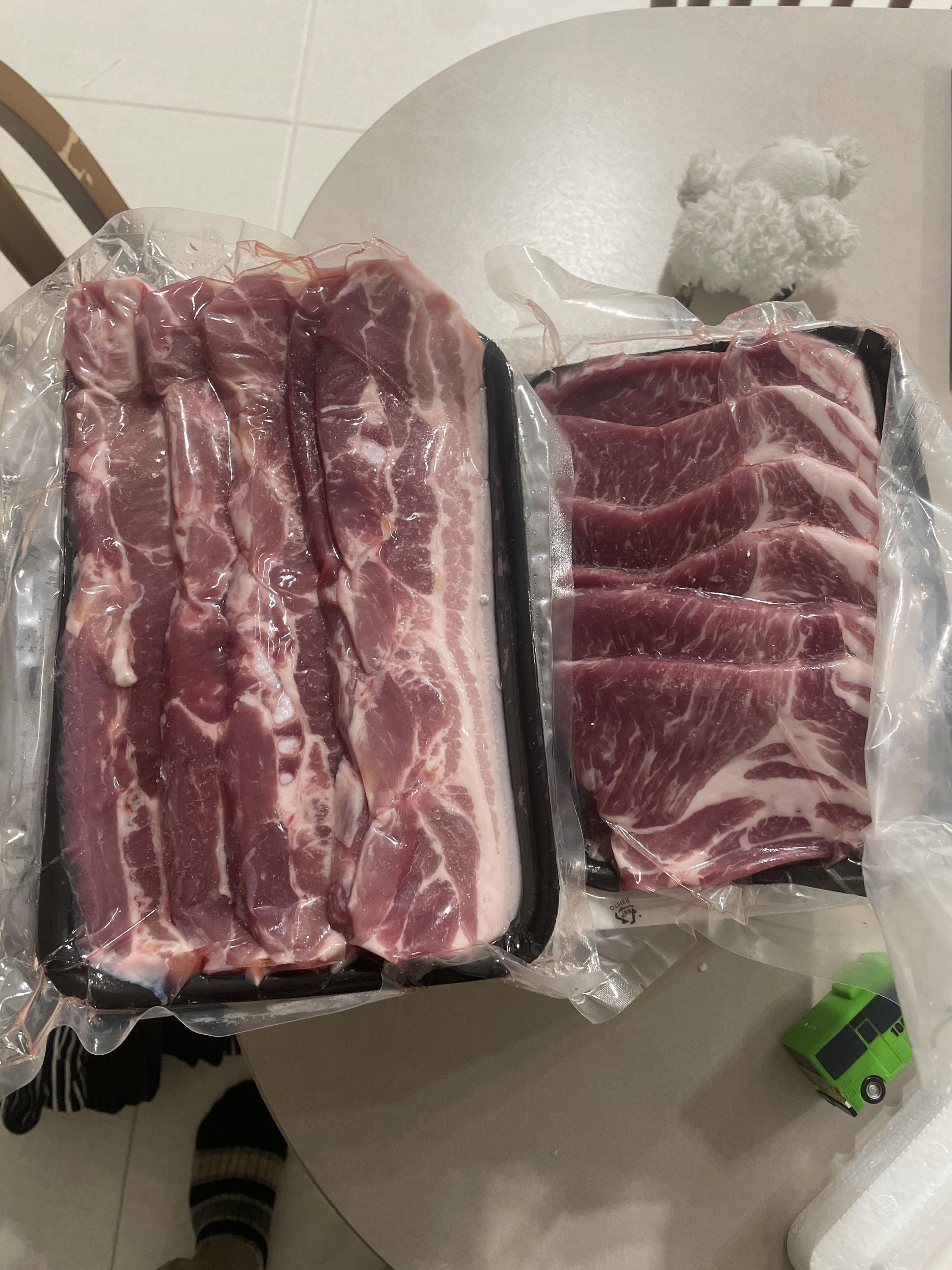 100% 국내산 한돈세트 최대 1.8kg 증정