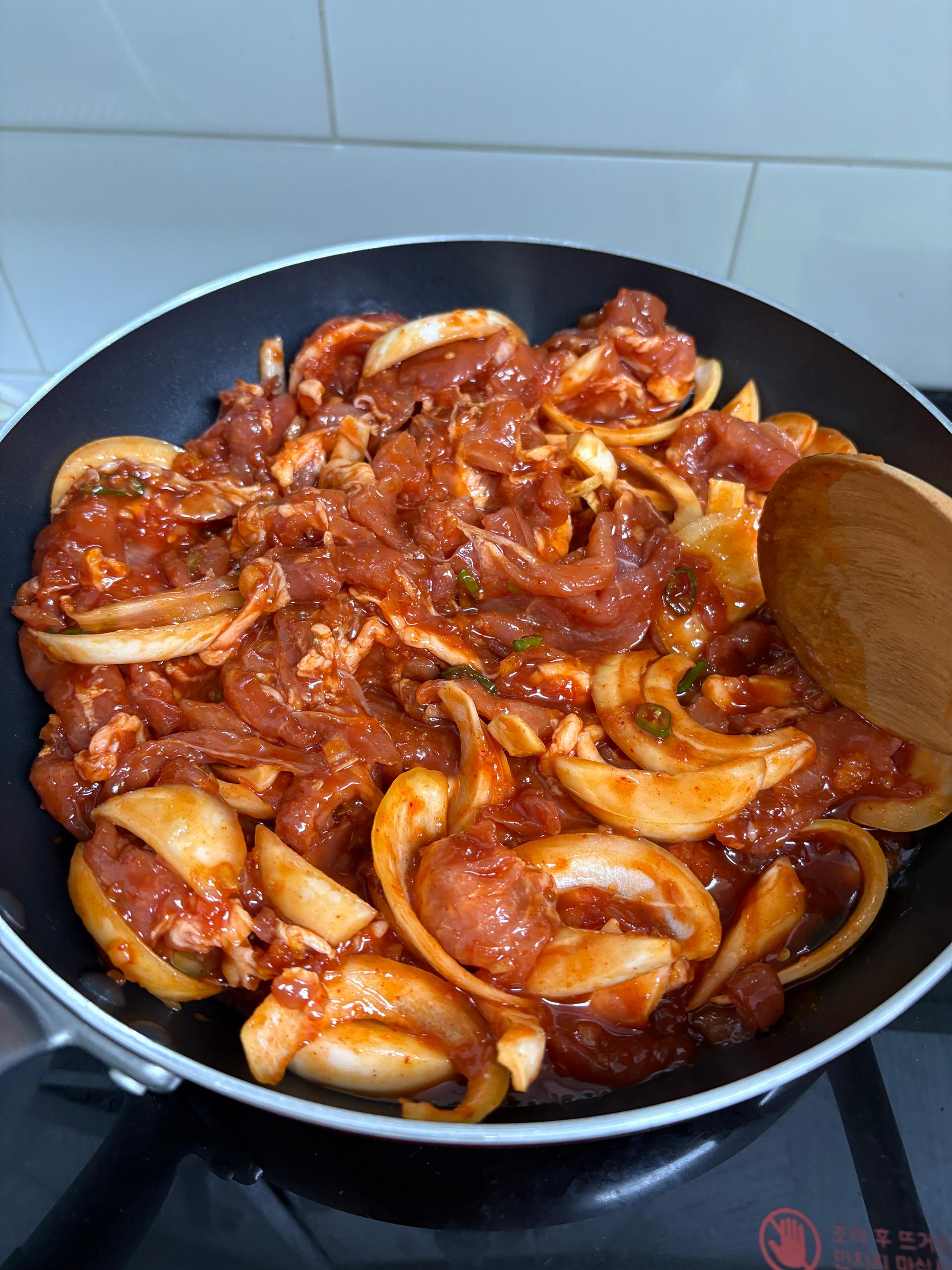 [EVENT] 강원산돈 돼지고기 선물세트 1.7kg + 마이라벨 부착 소주 추가 증정