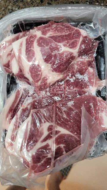 100% 국내산 한돈세트 최대 1.8kg 증정